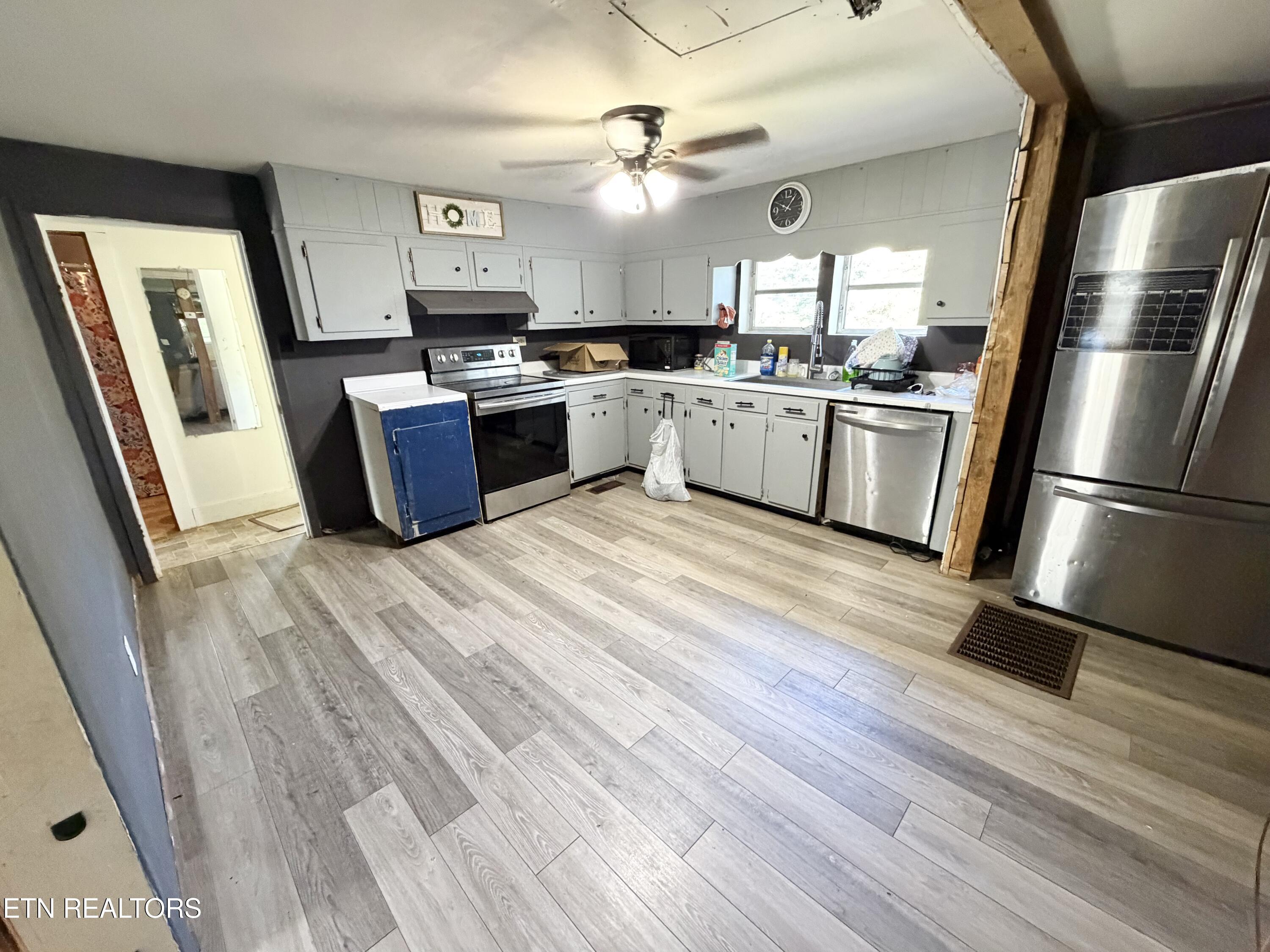 532 Harless Road Corryton TN 37721