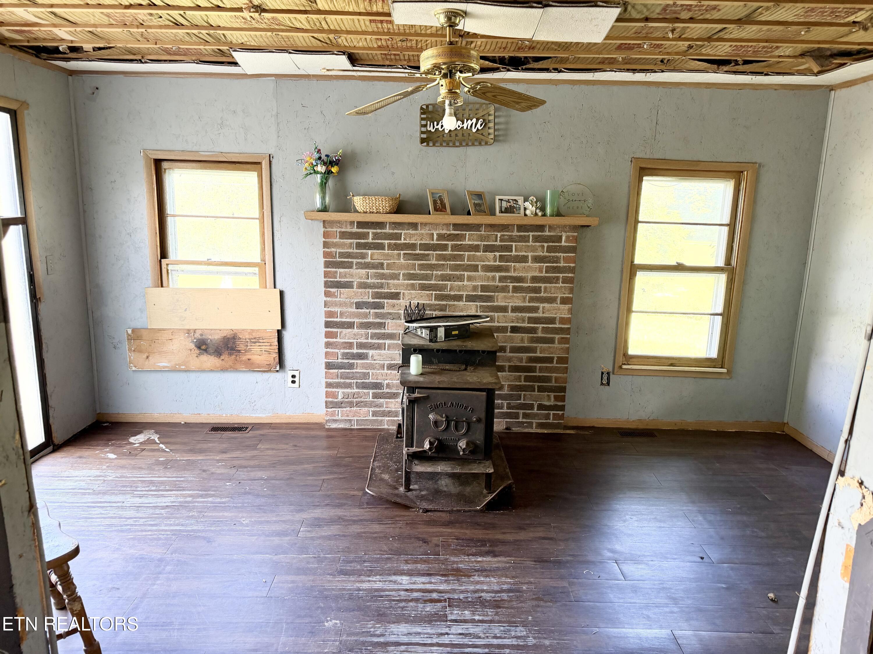 532 Harless Road Corryton TN 37721