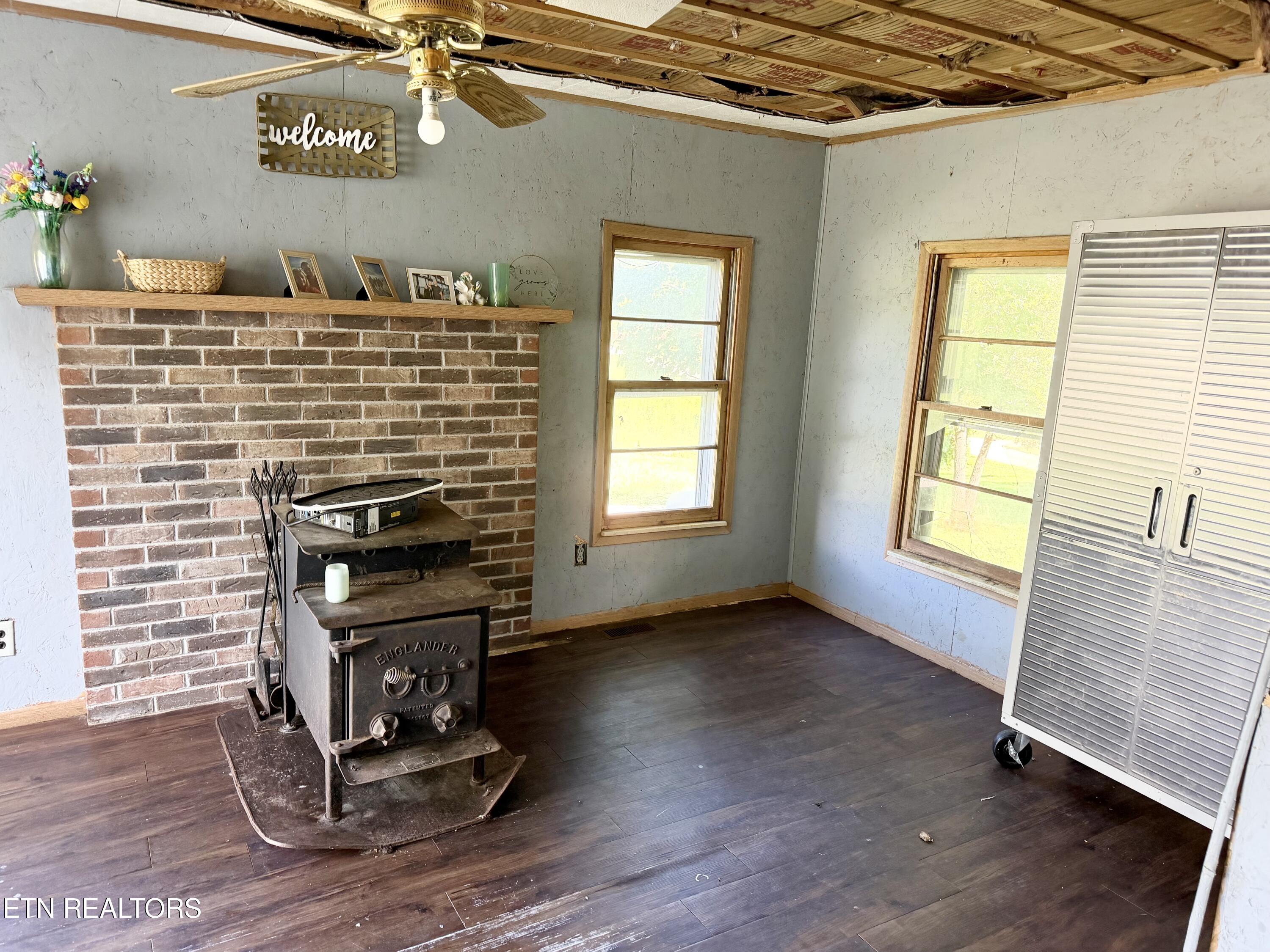 532 Harless Road Corryton TN 37721