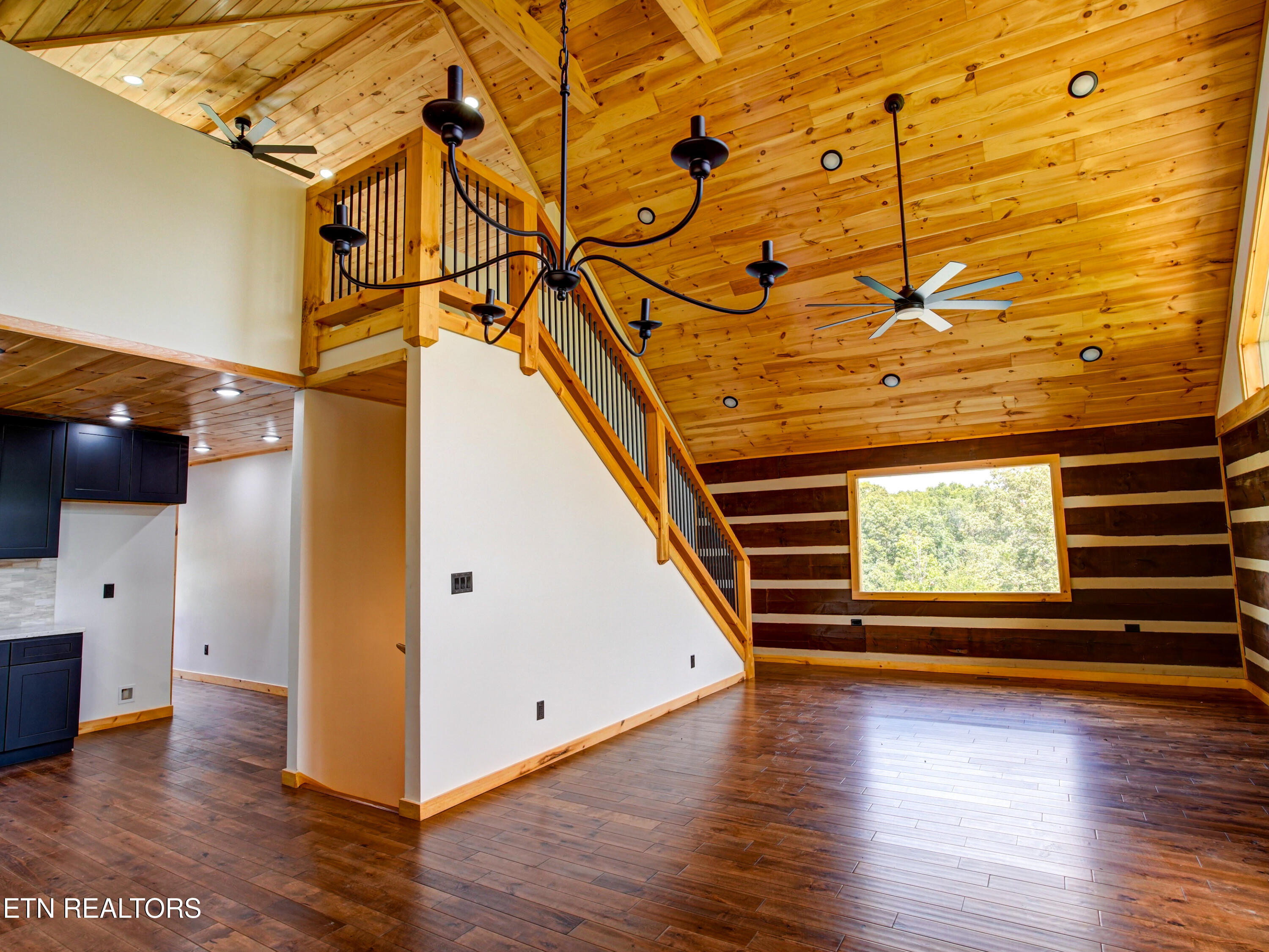 630 Douglas Ridge Drive Dandridge TN 37725