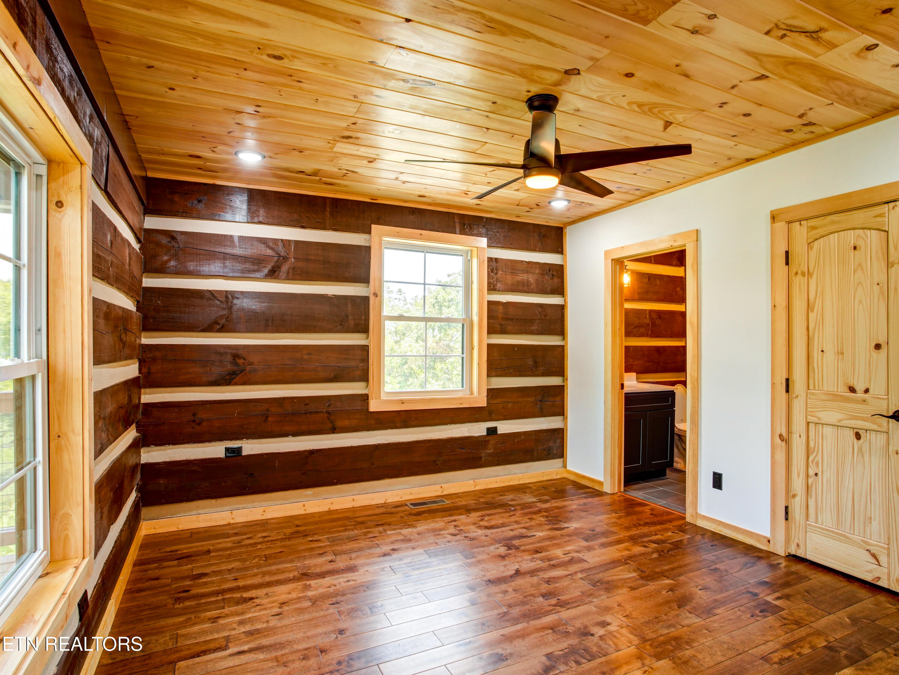 630 Douglas Ridge Drive Dandridge TN 37725