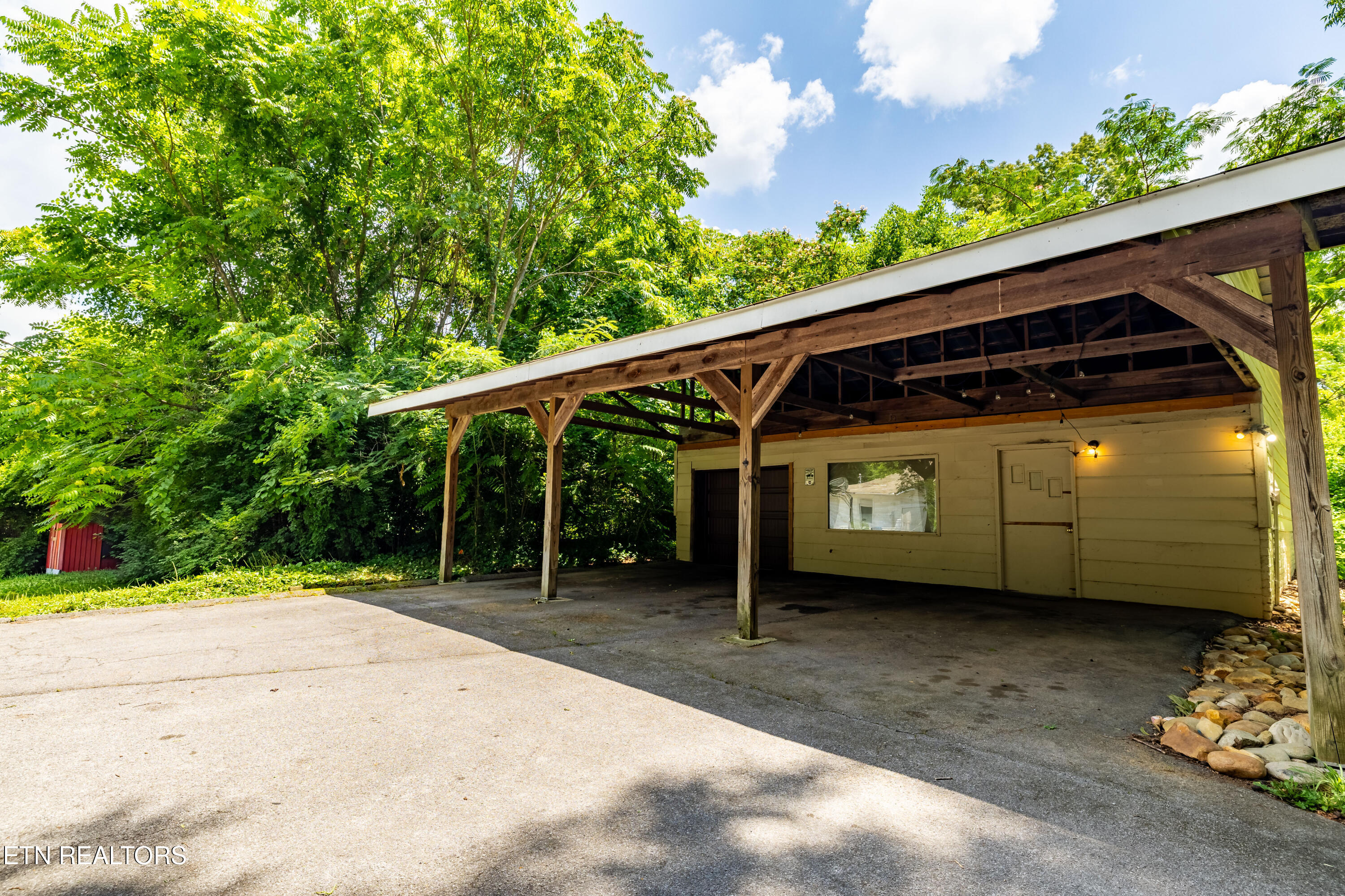 1014 Sevierville Road Maryville TN 37804