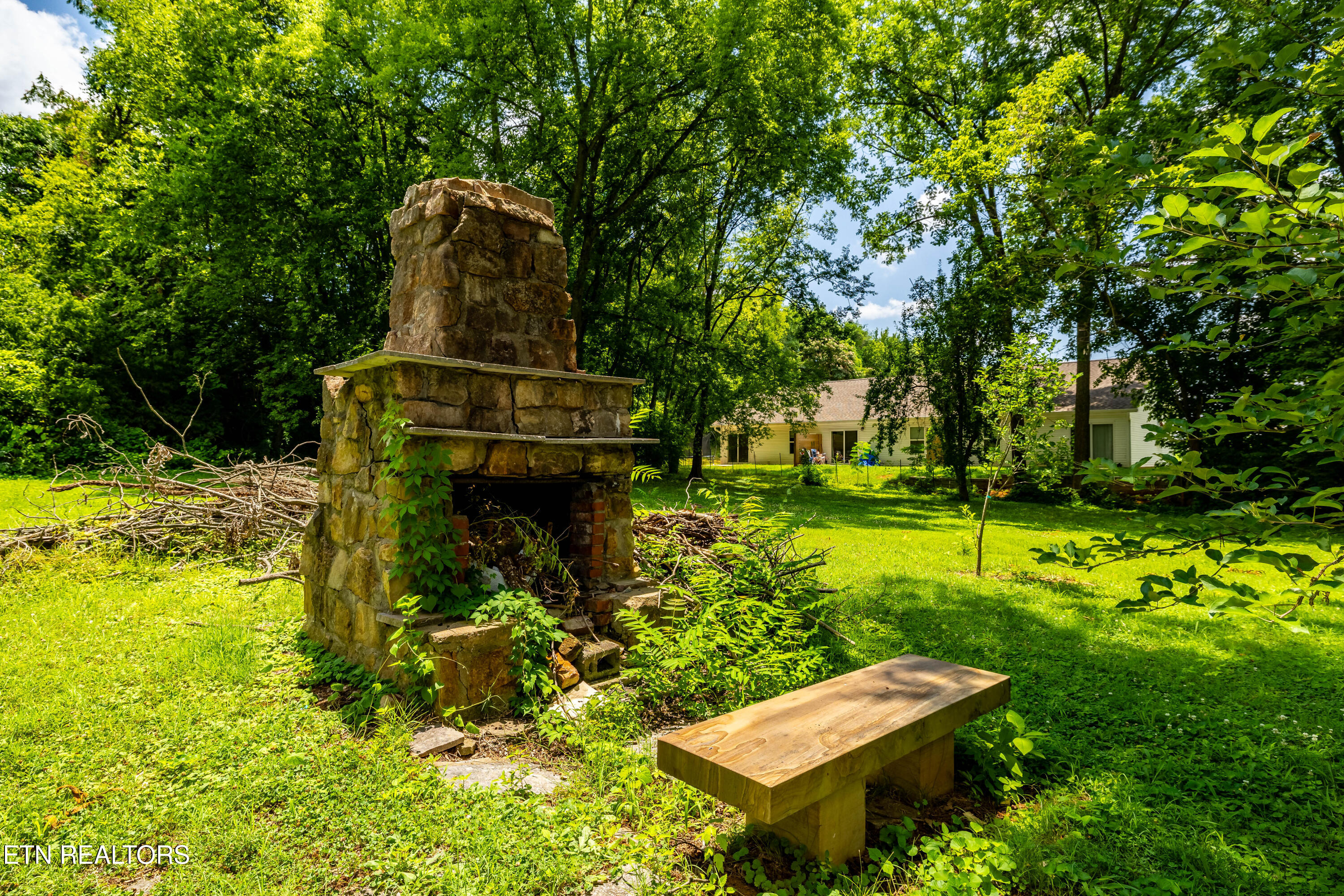 1014 Sevierville Road Maryville TN 37804