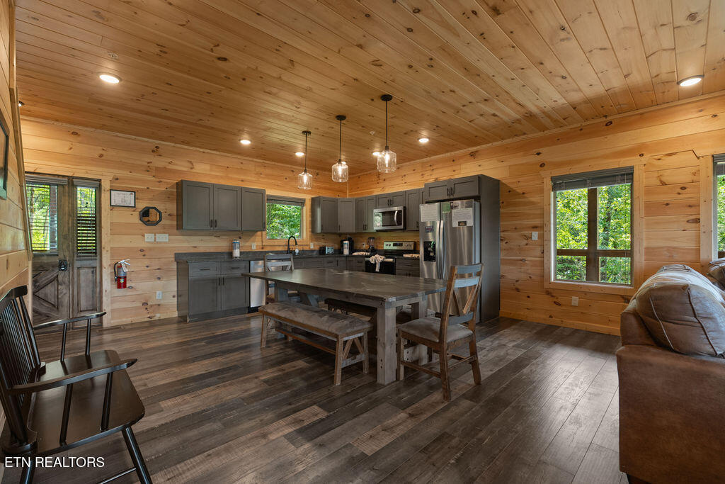 3945 Boogertown Road Sevierville TN 37876