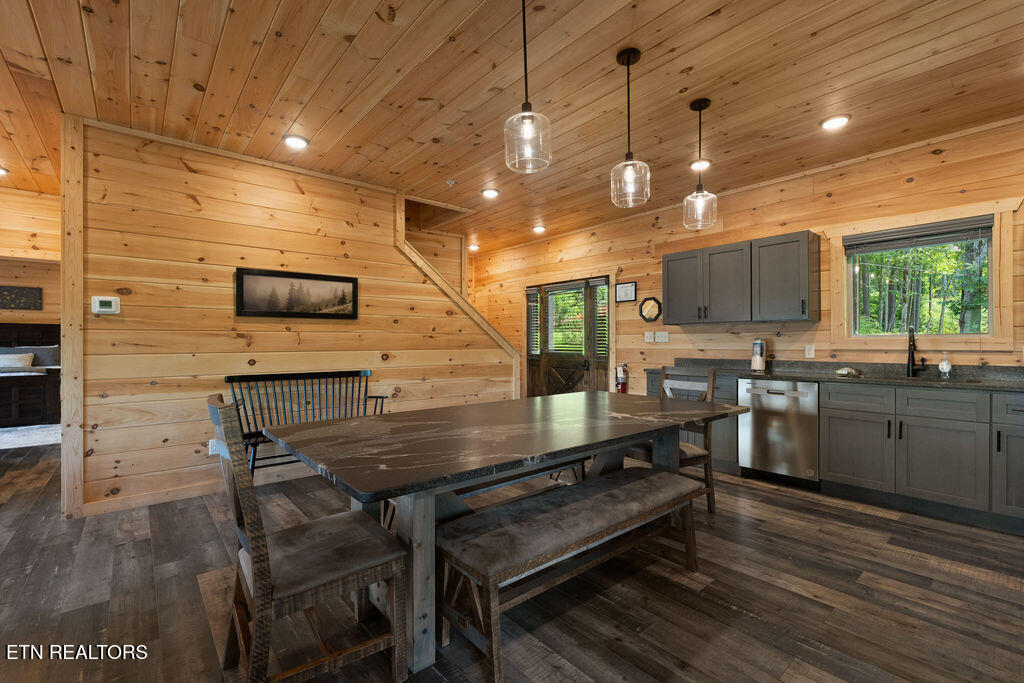 3945 Boogertown Road Sevierville TN 37876
