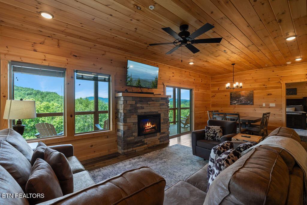 3945 Boogertown Road Sevierville TN 37876