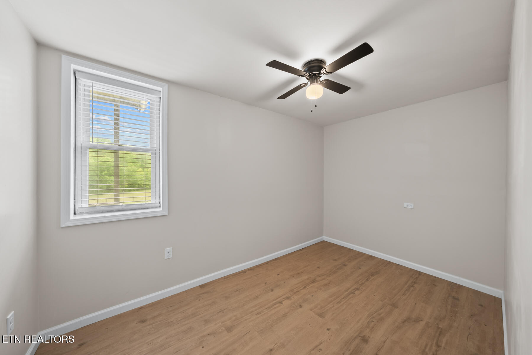8466 Shut In Gap Road Spring City TN 37381