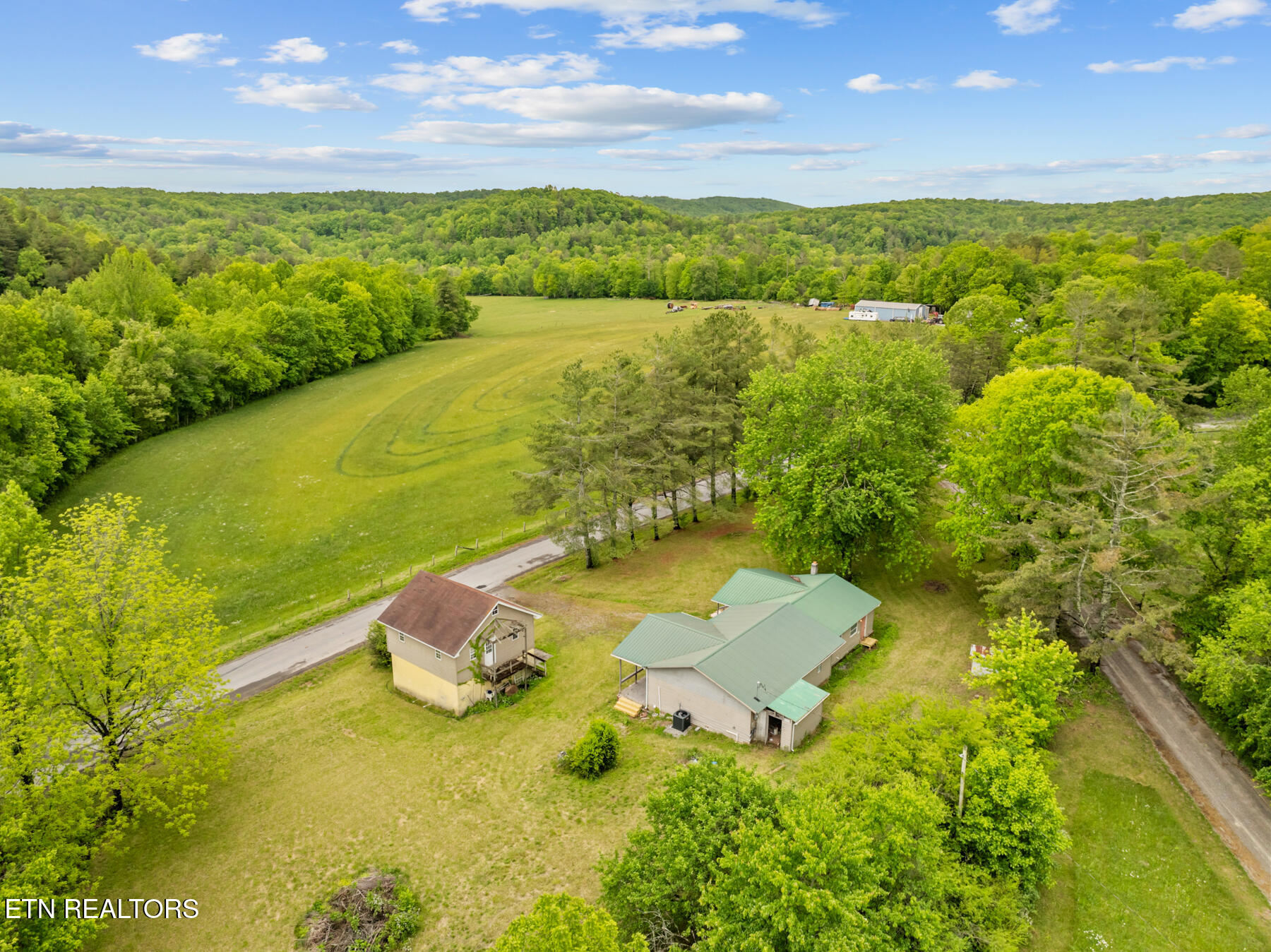 8466 Shut In Gap Road Spring City TN 37381