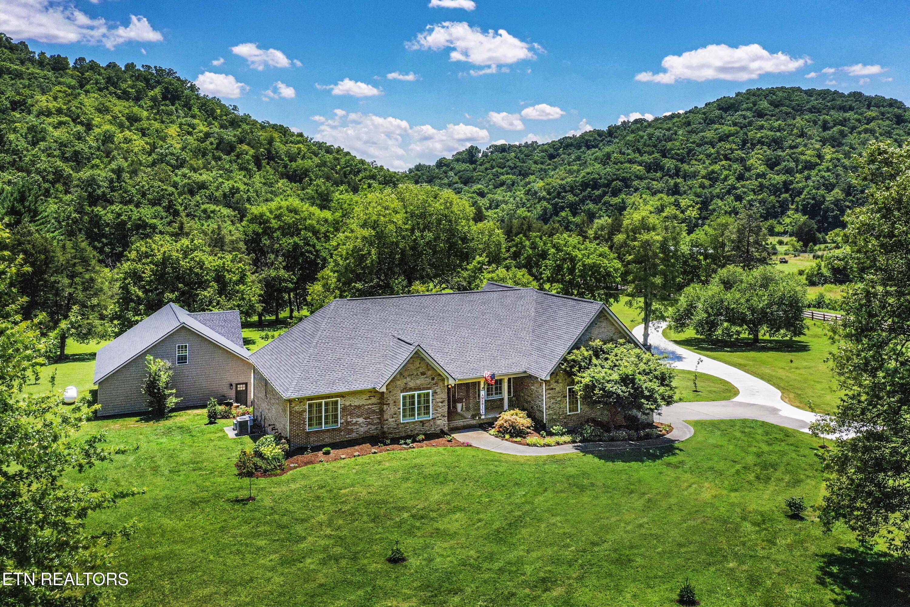 9436 Naff Road Heiskell TN 37754