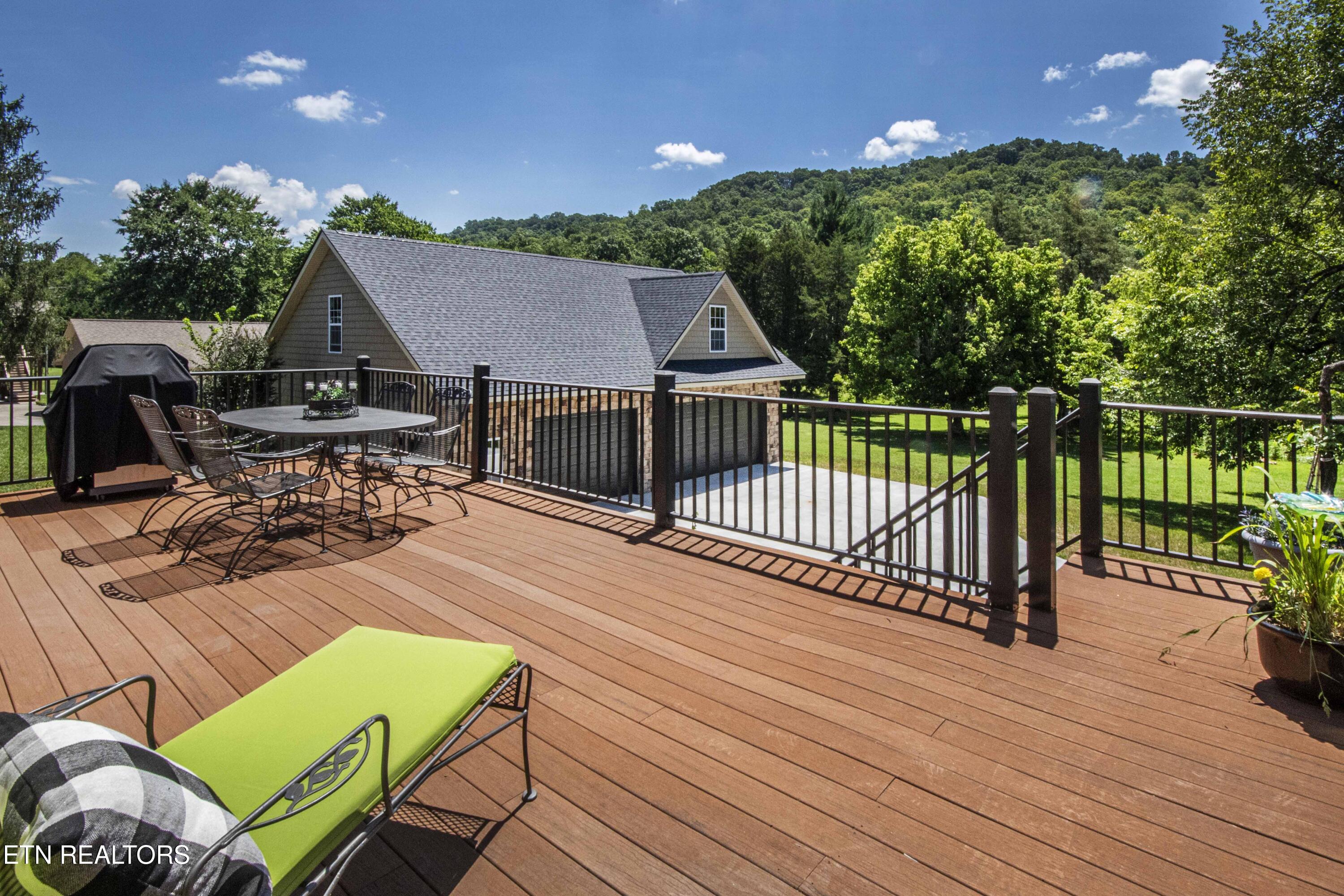 9436 Naff Road Heiskell TN 37754