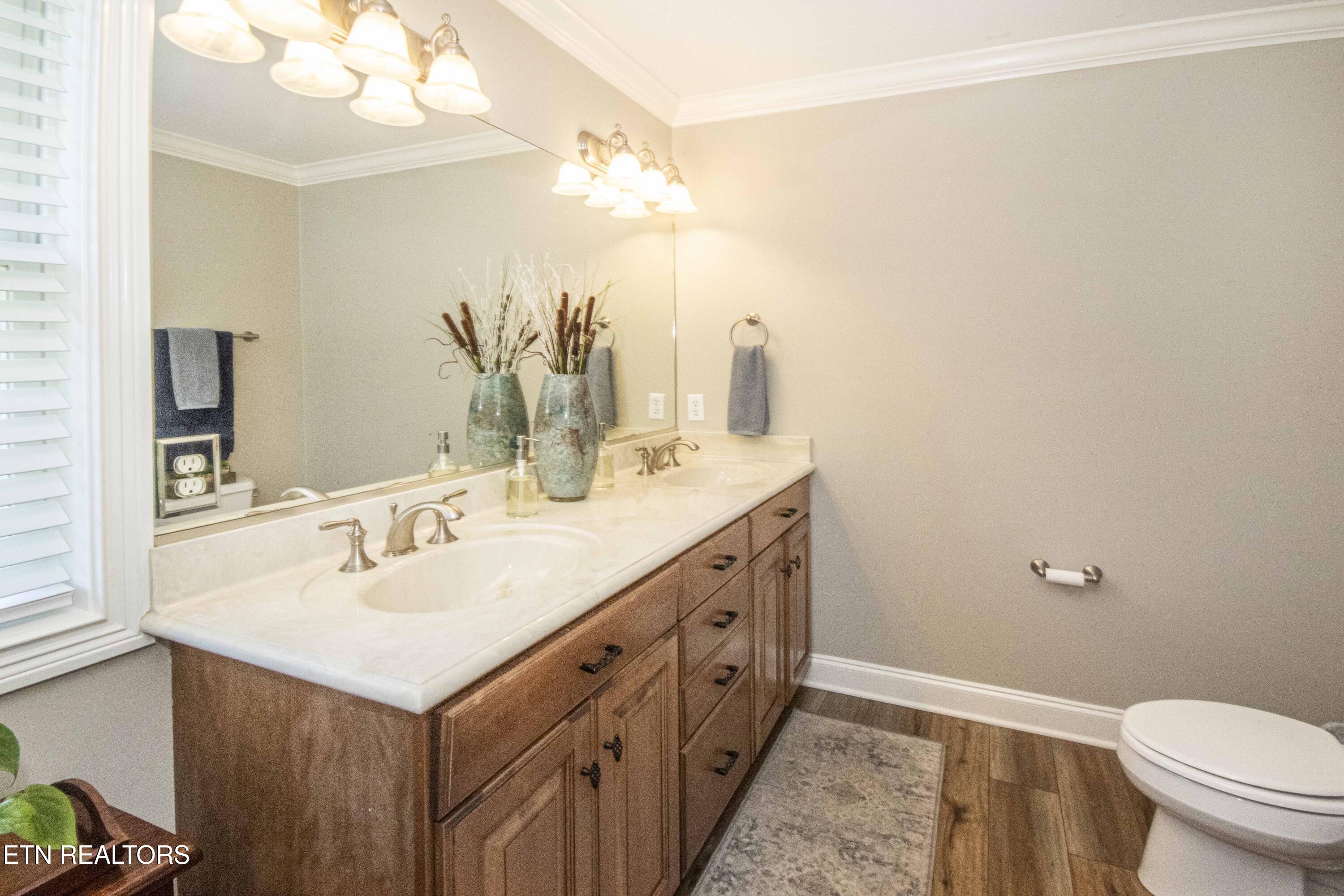 9436 Naff Road Heiskell TN 37754