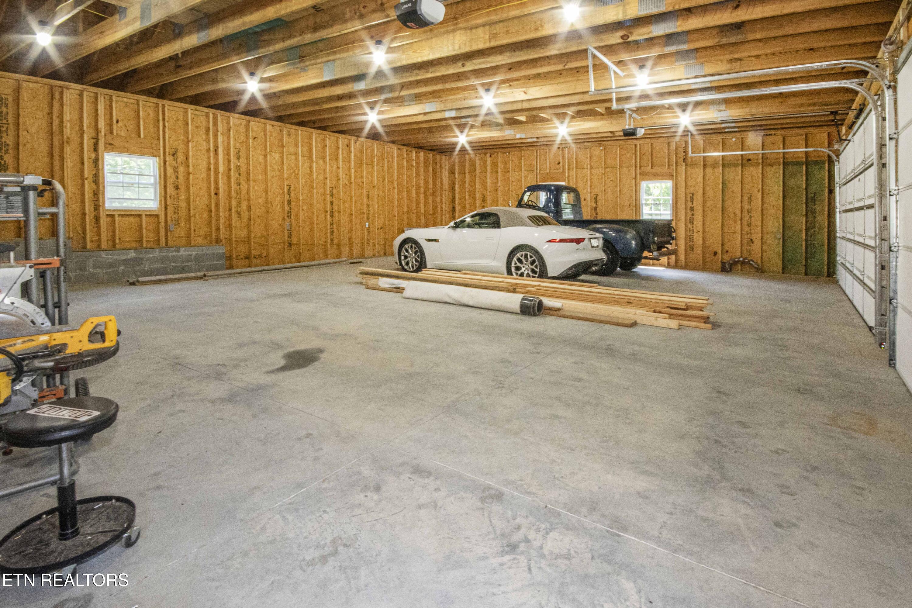 9436 Naff Road Heiskell TN 37754