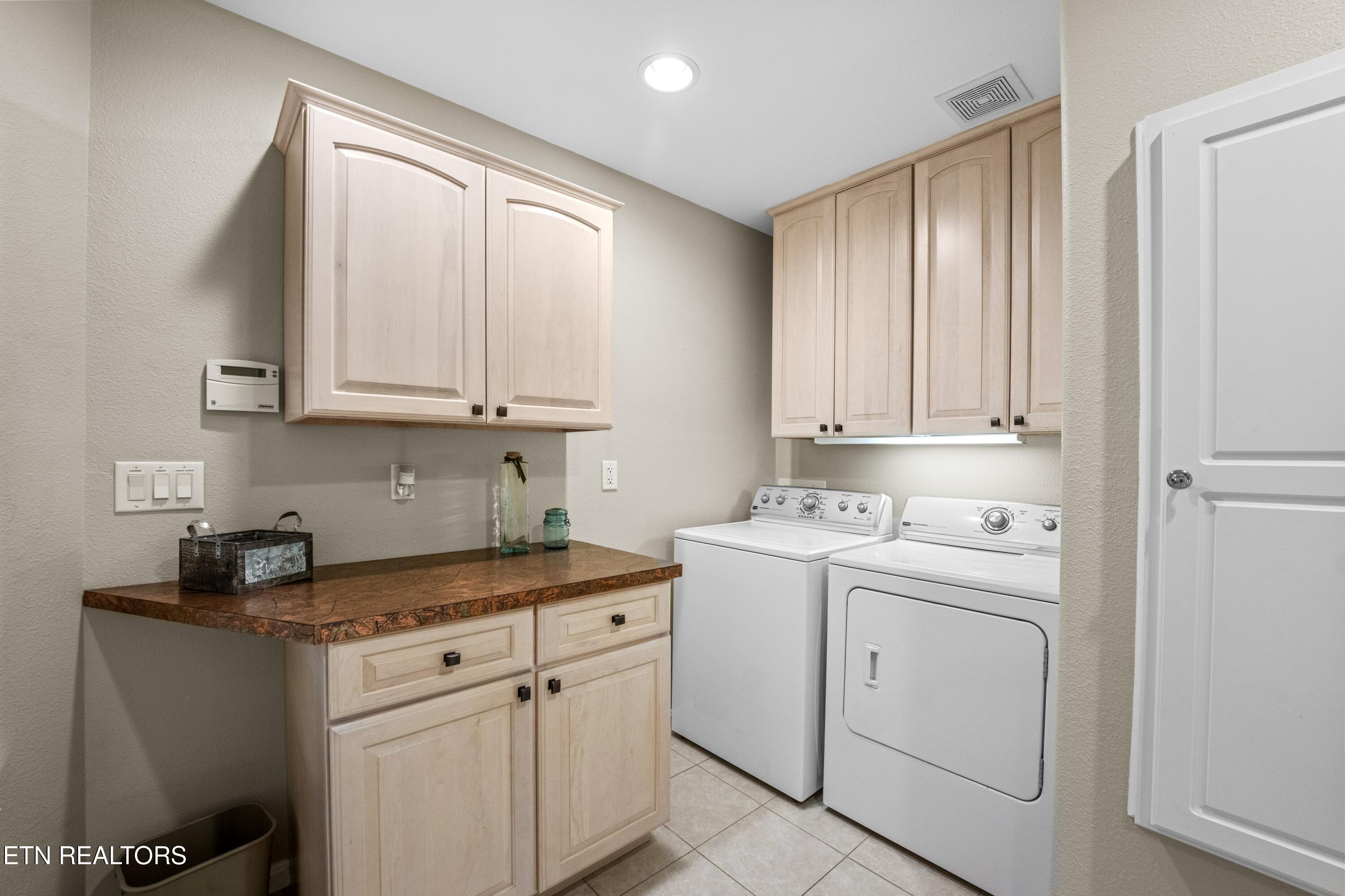 26 Bent Oak Lane Crossville TN 38558