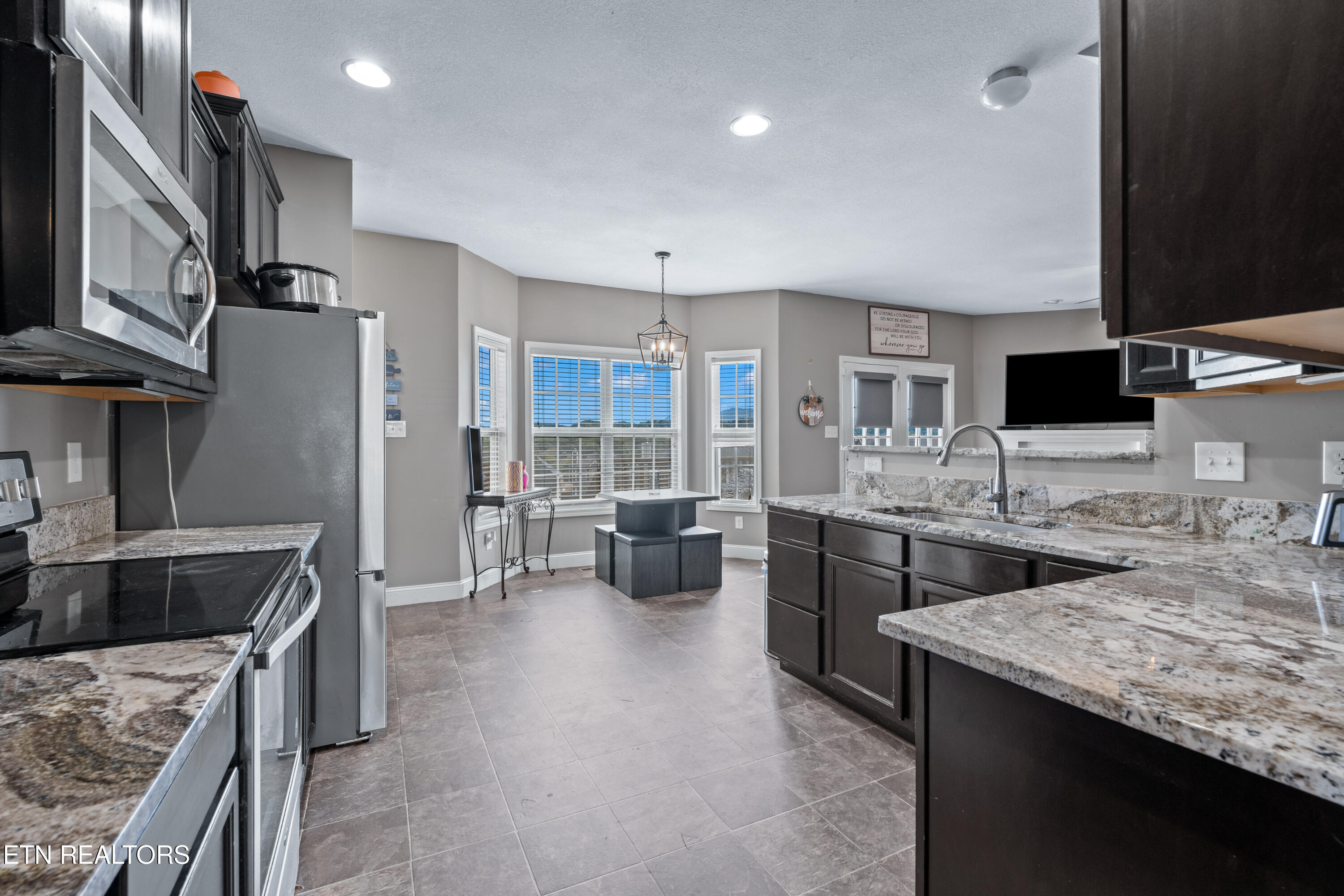 2827 Southwinds Circle Sevierville TN 37876