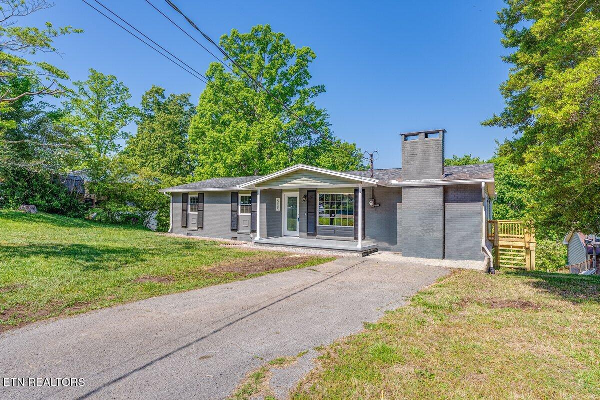 513 W Ridgecrest Drive Kingston TN 37763