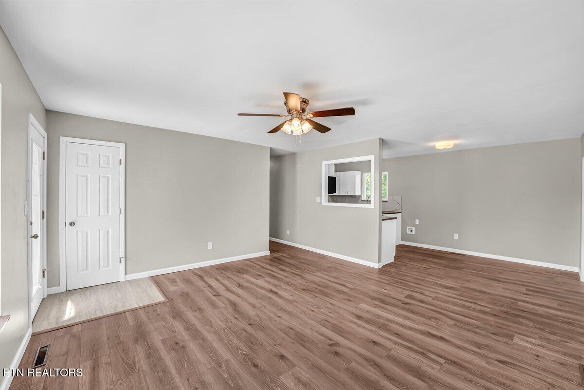 513 W Ridgecrest Drive Kingston TN 37763