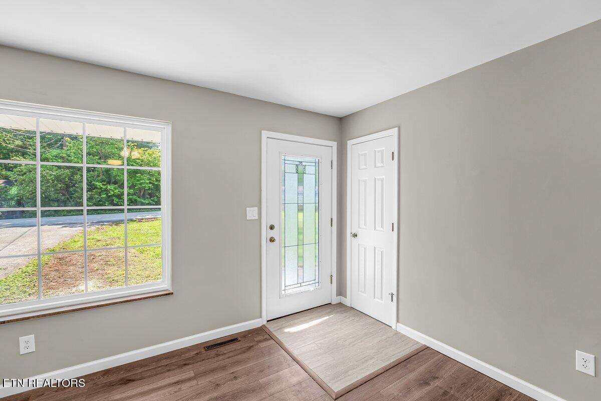 513 W Ridgecrest Drive Kingston TN 37763