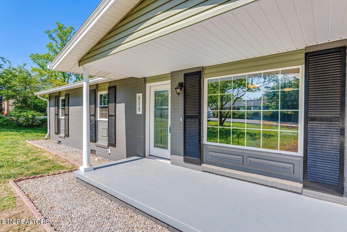 513 W Ridgecrest Drive Kingston TN 37763