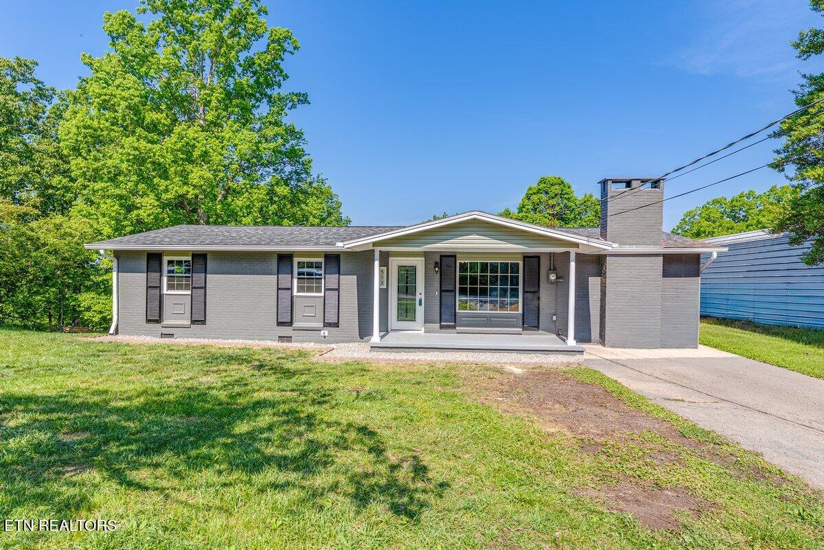 513 W Ridgecrest Drive Kingston TN 37763