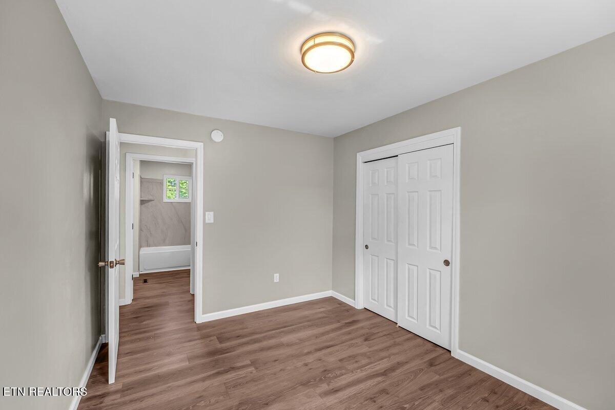 513 W Ridgecrest Drive Kingston TN 37763