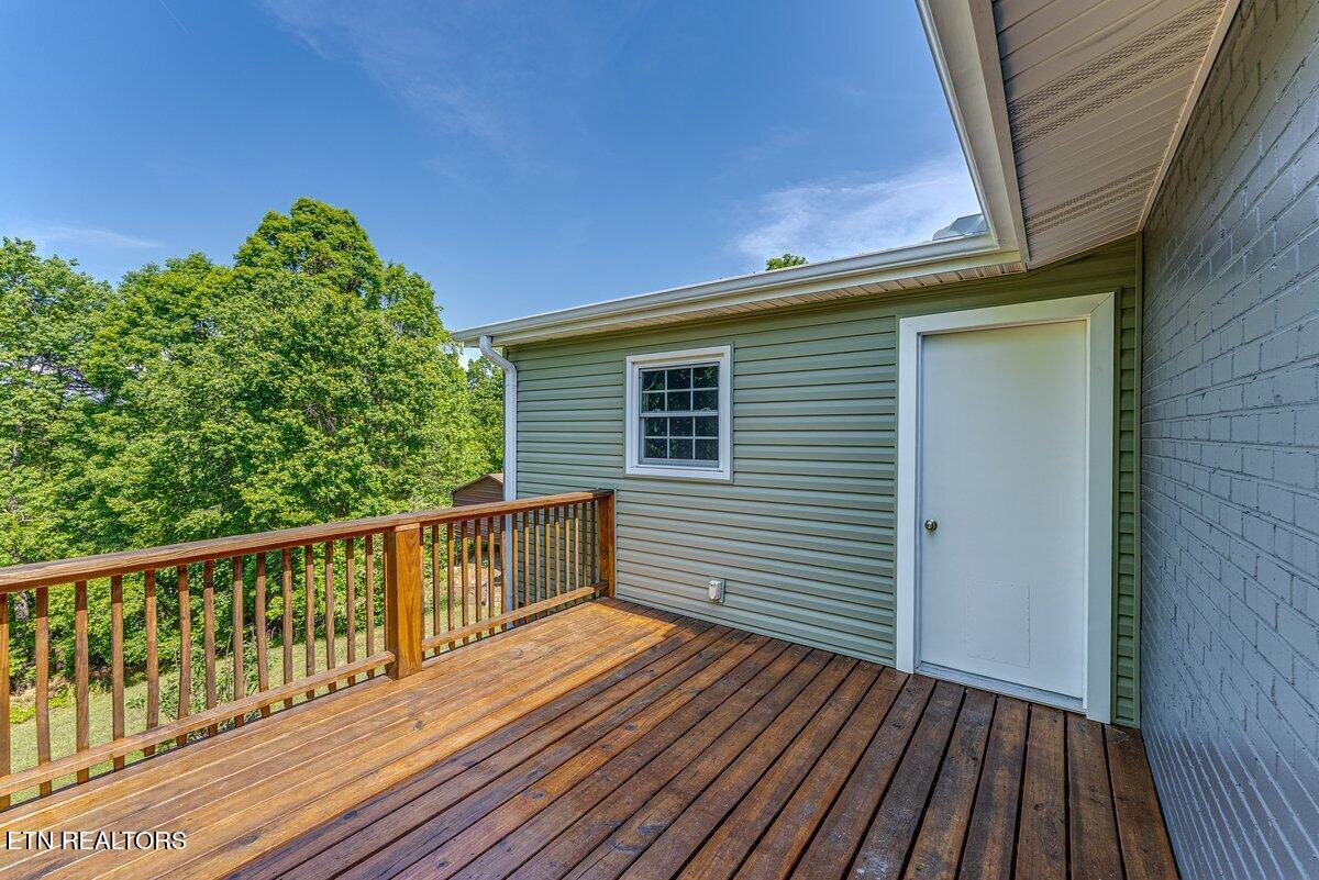 513 W Ridgecrest Drive Kingston TN 37763