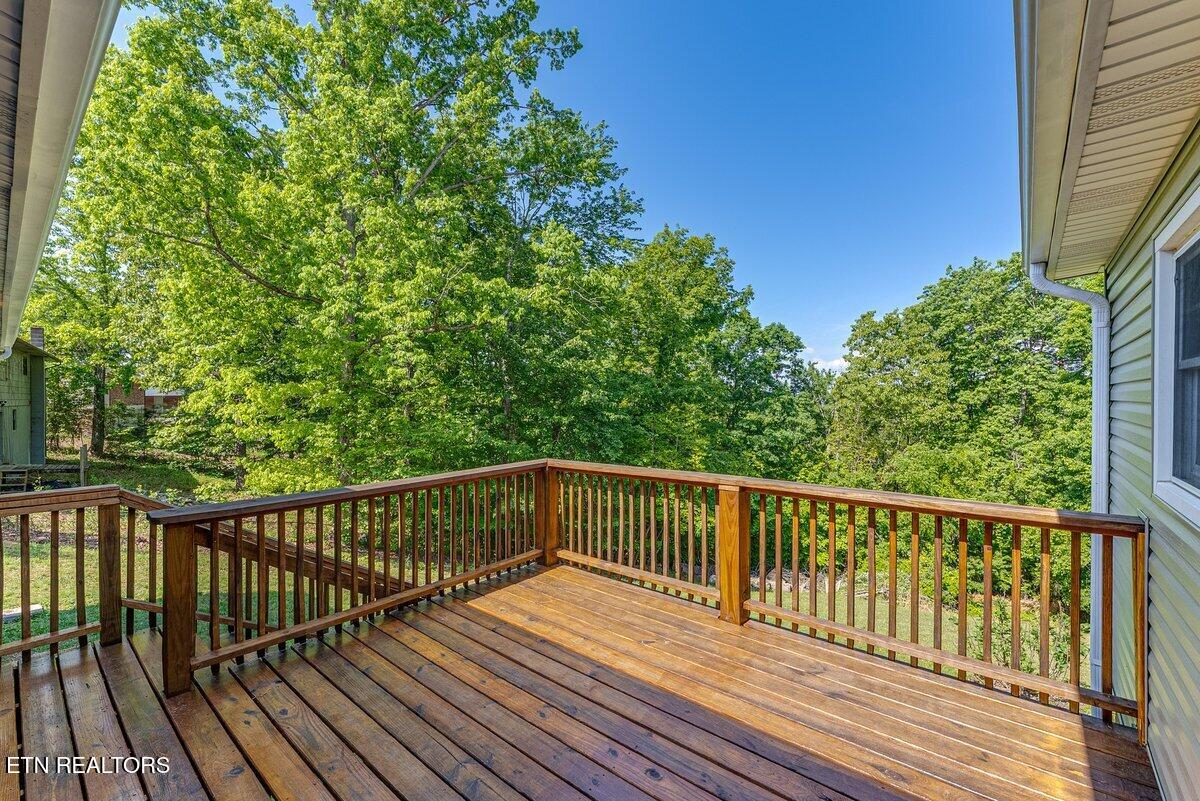 513 W Ridgecrest Drive Kingston TN 37763