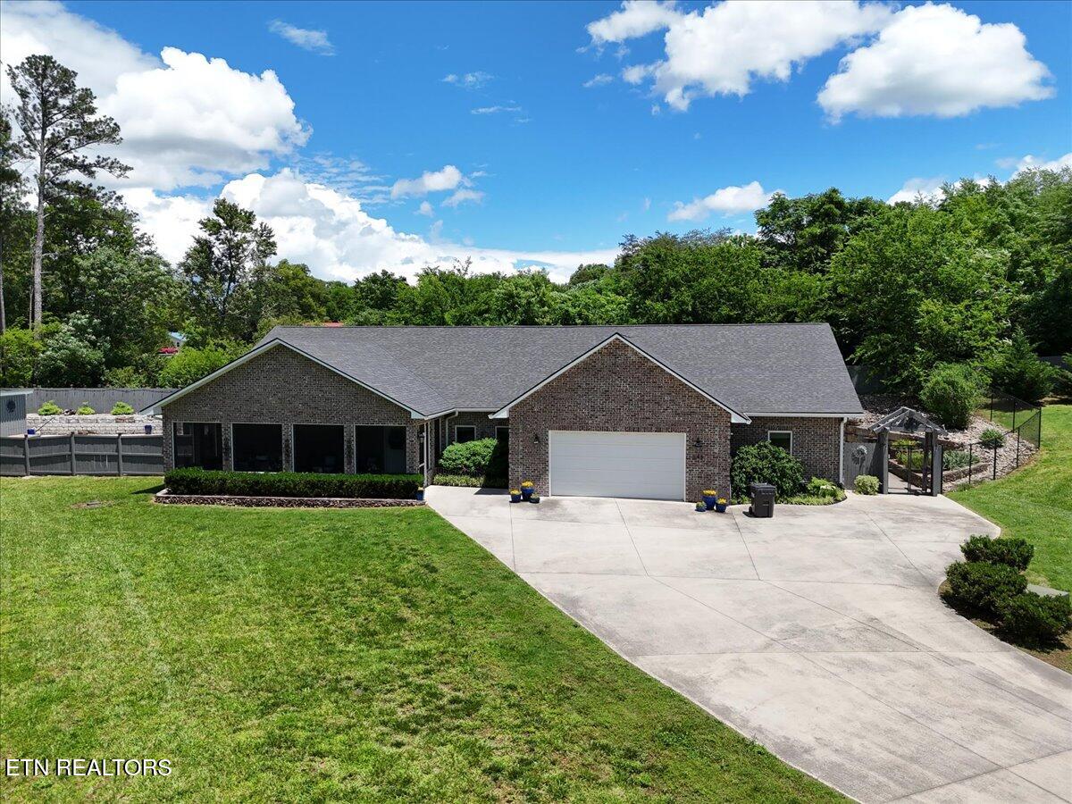 846 Quietlands Drive Maryville TN 37801