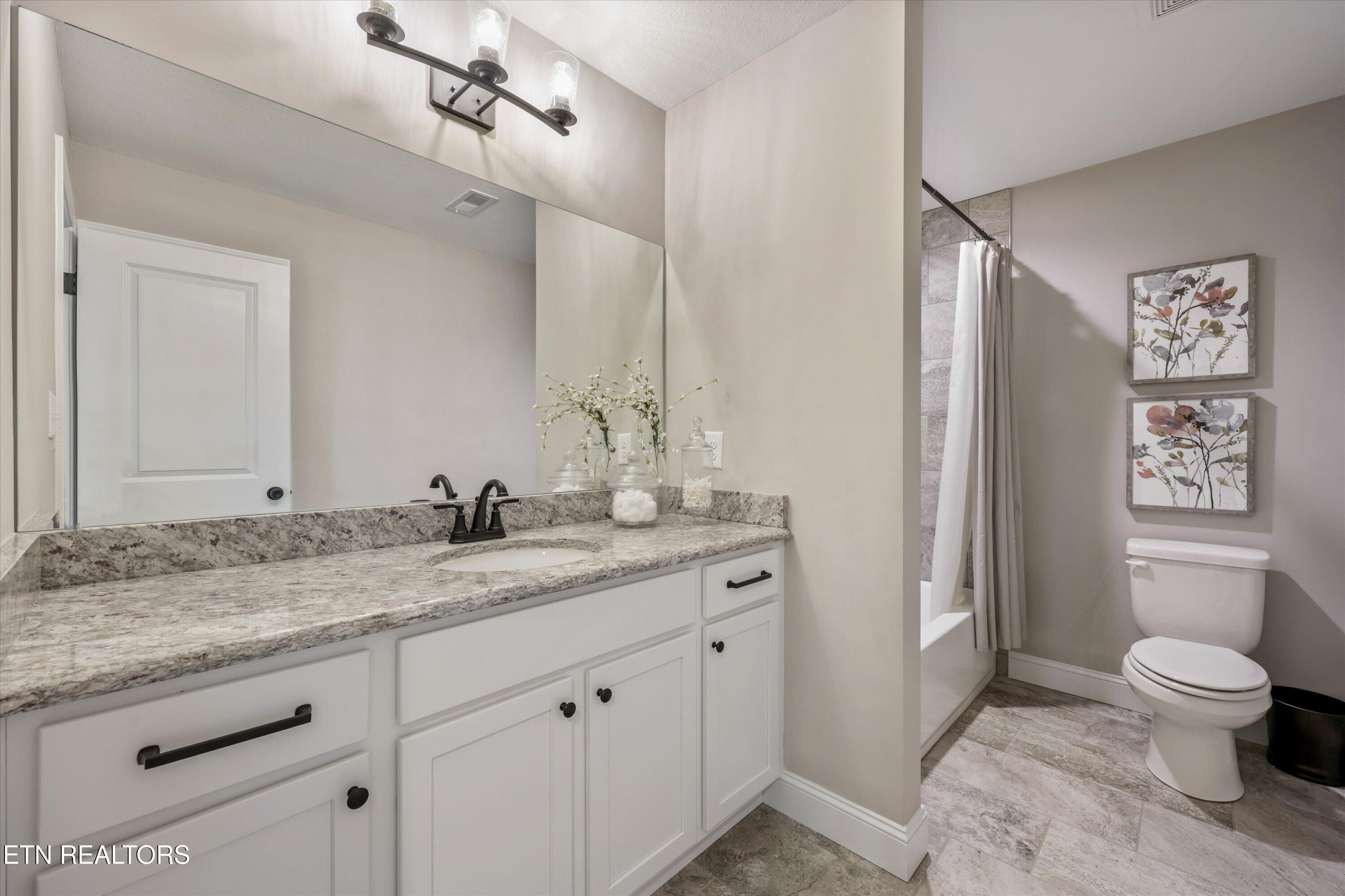 105 Cedarberry Street Oak Ridge TN 37830