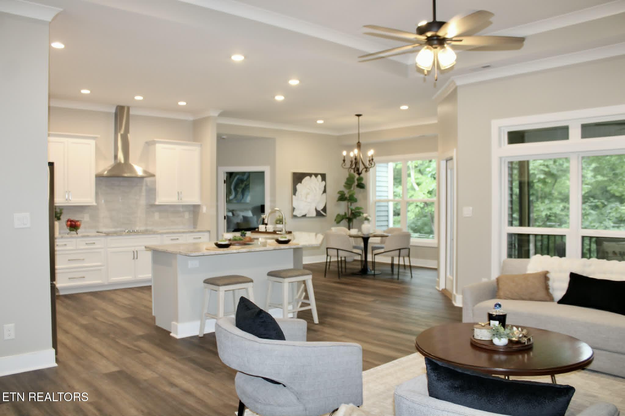 216 Chahyga Circle Loudon TN 37774
