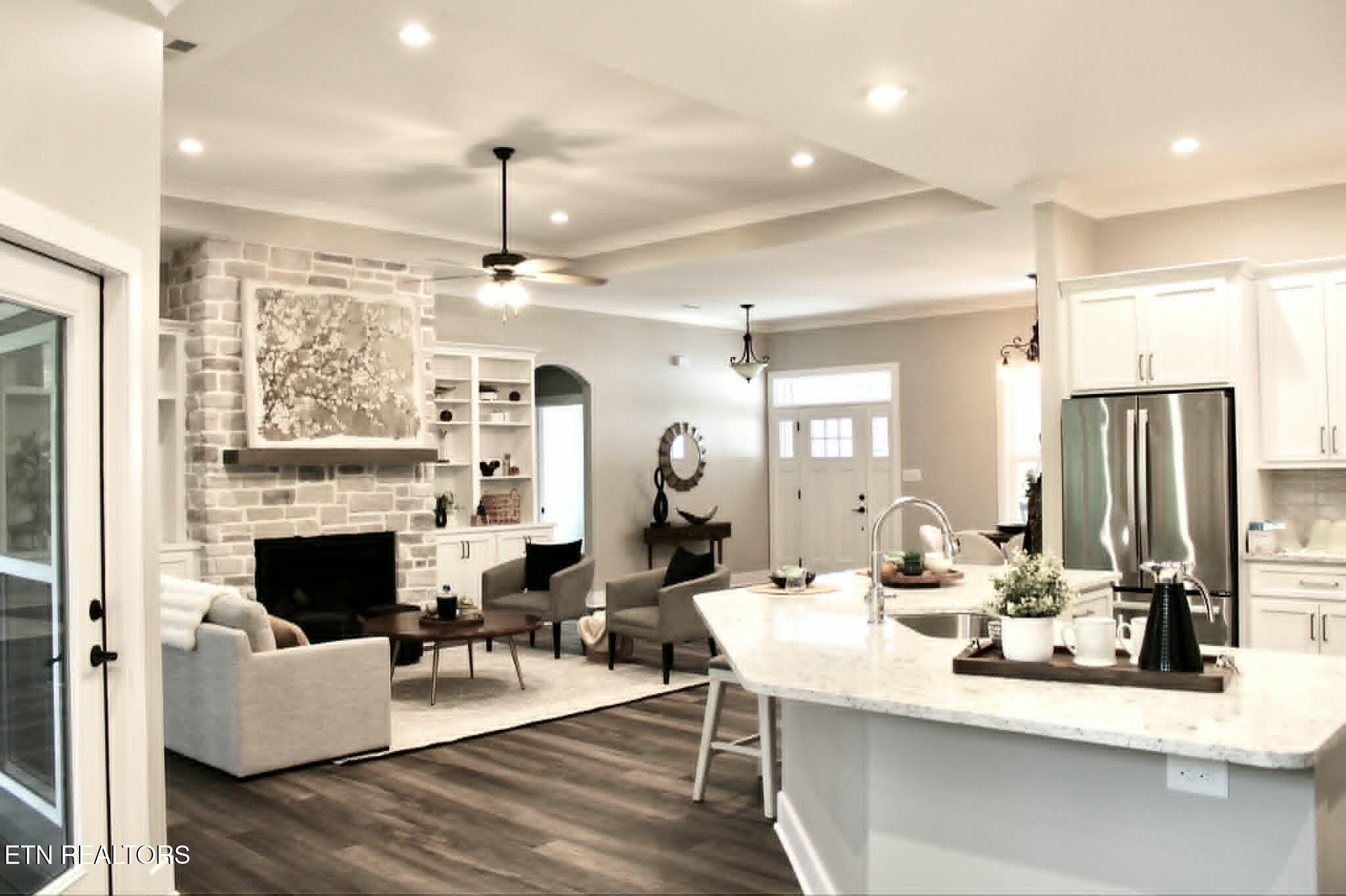 216 Chahyga Circle Loudon TN 37774