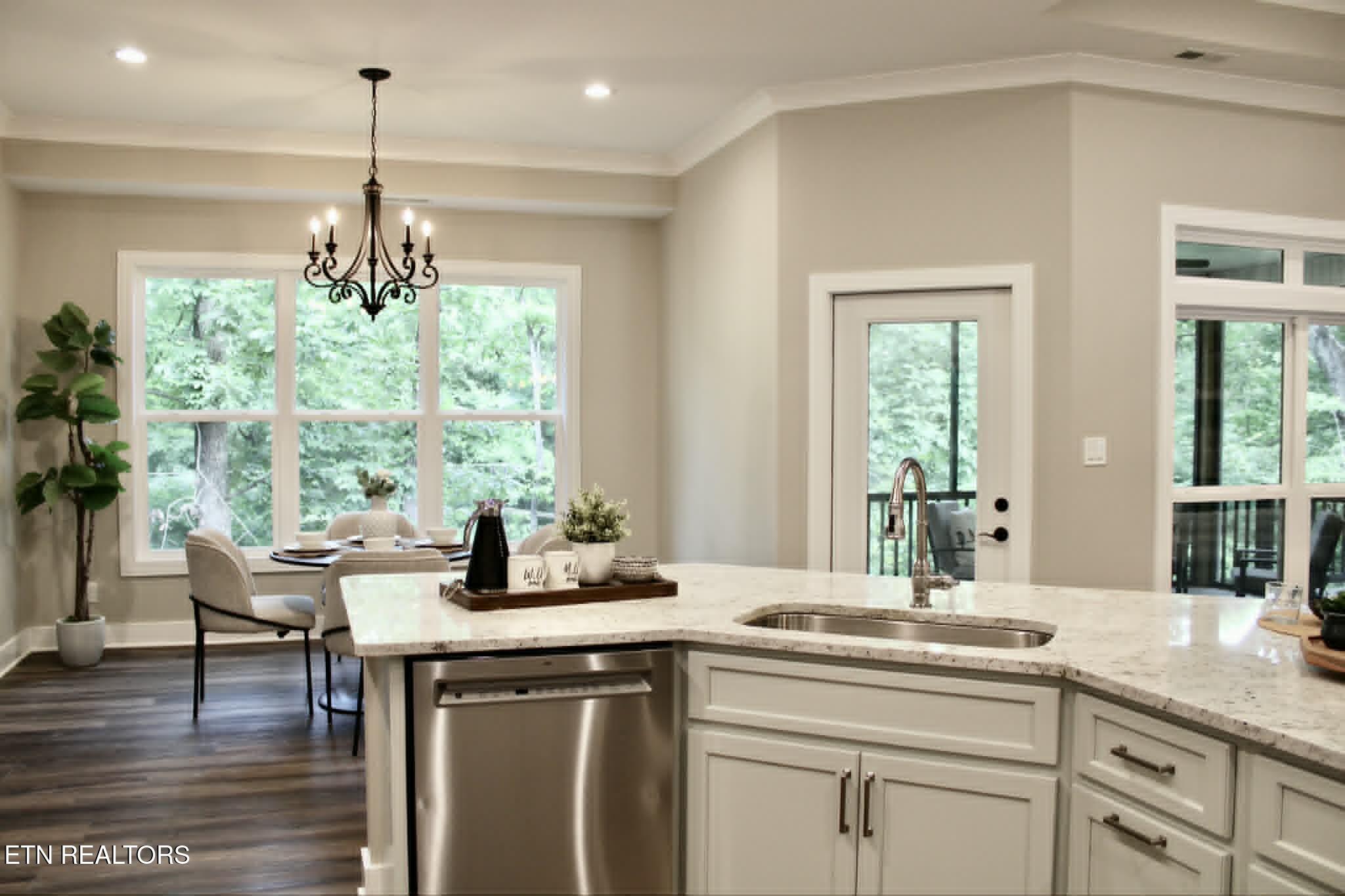 216 Chahyga Circle Loudon TN 37774