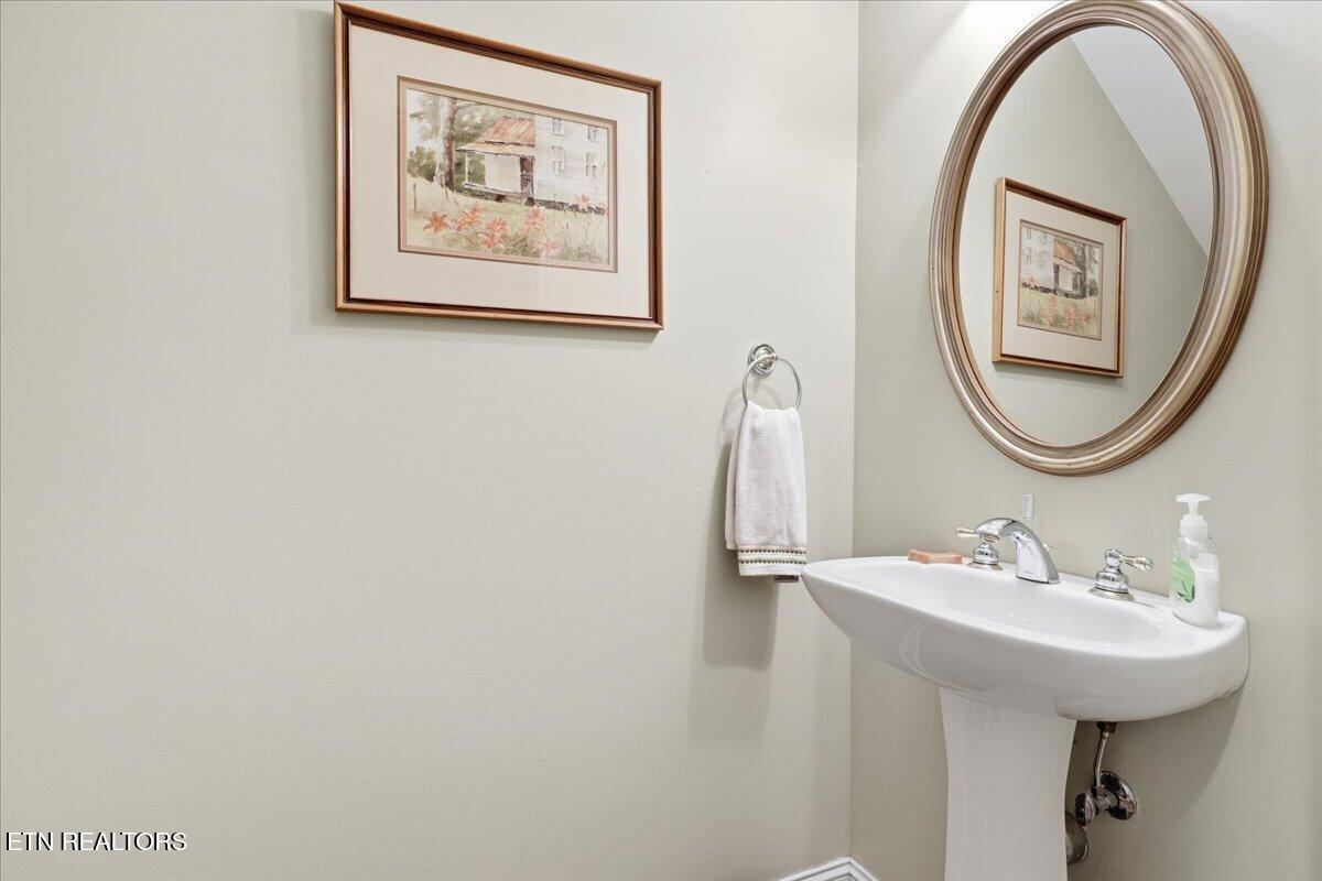 10320 Riverwalk Lane Knoxville TN 37922