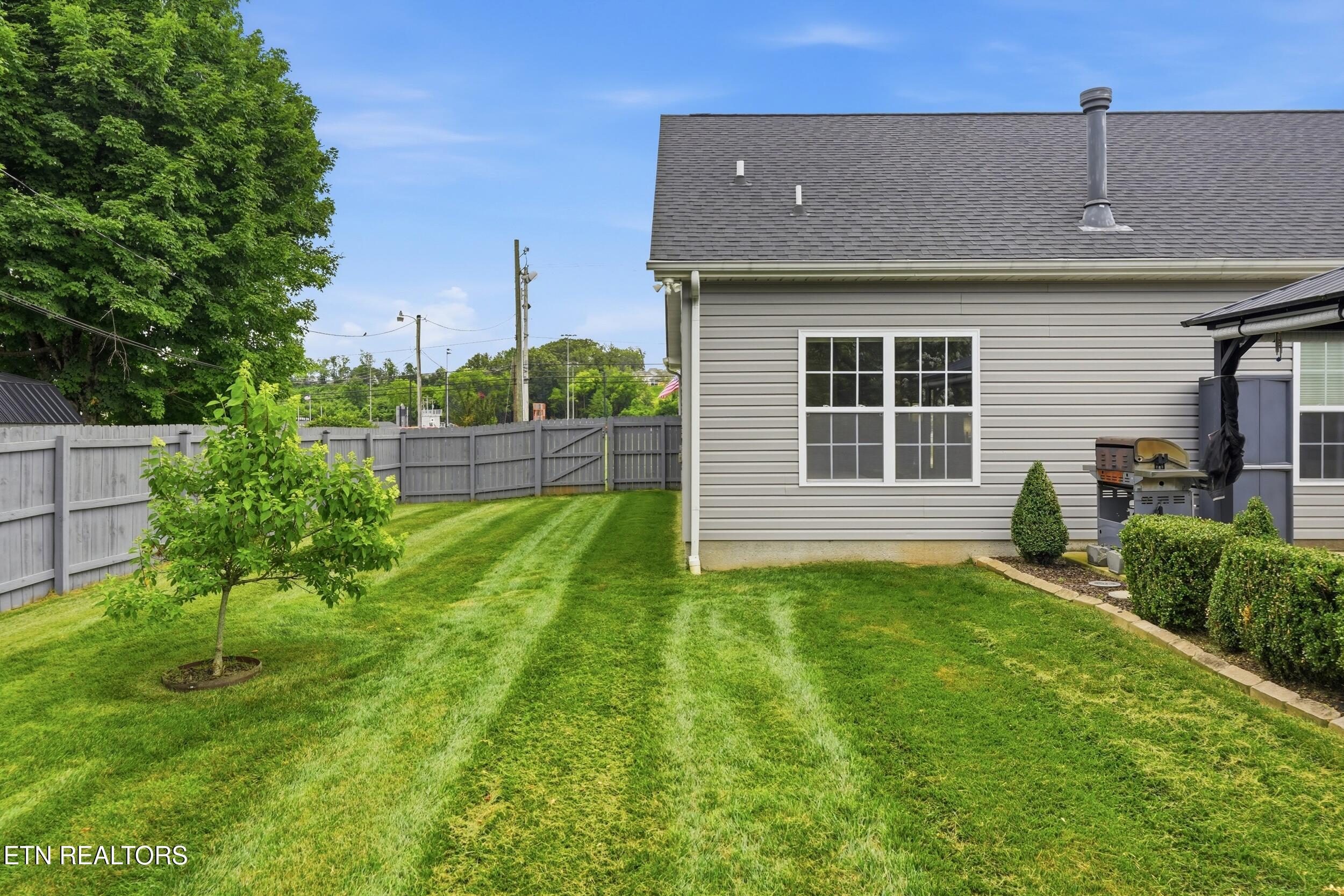 1290 Harrison Road Lenoir City TN 37771