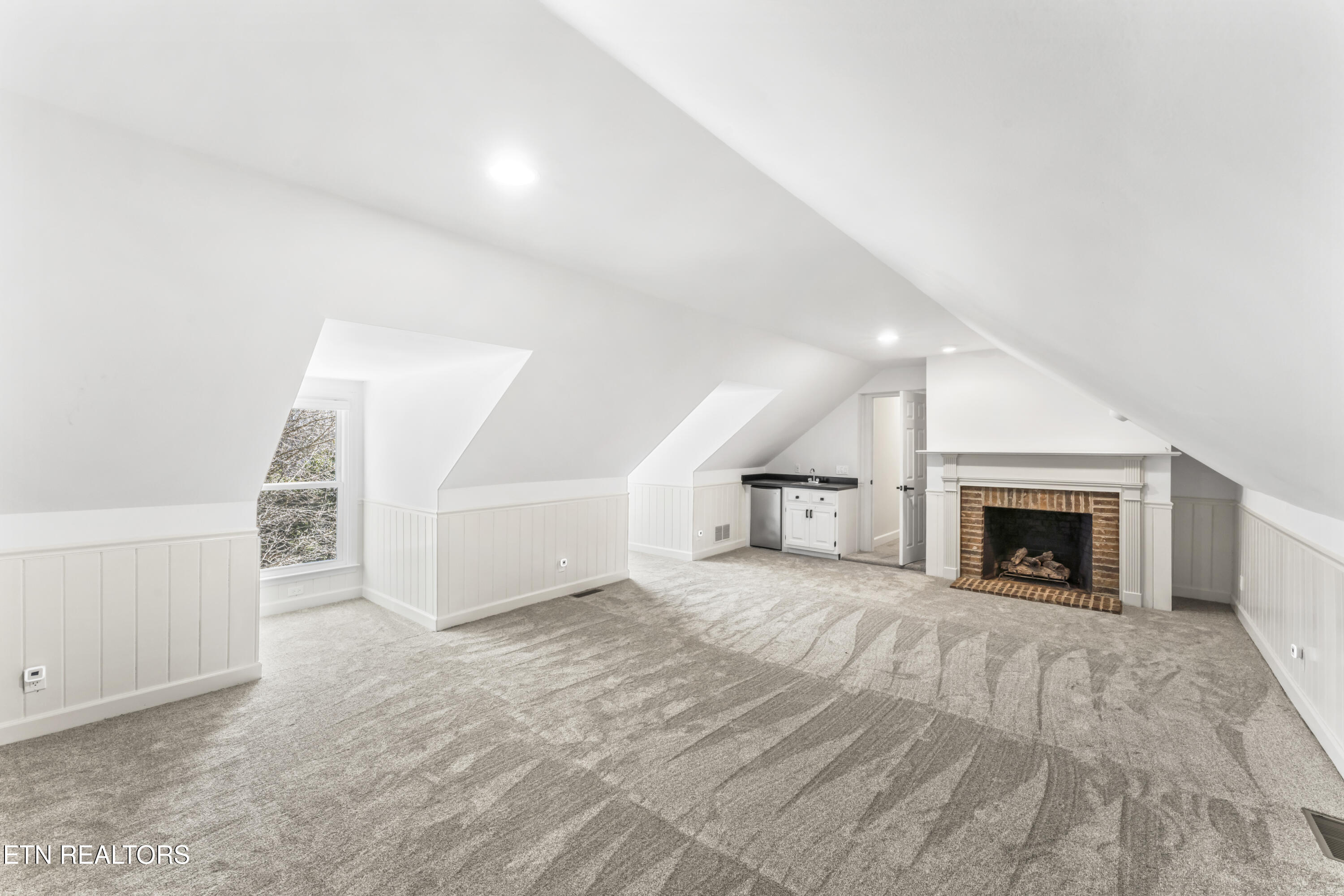103 Amanda Place Oak Ridge TN 37830