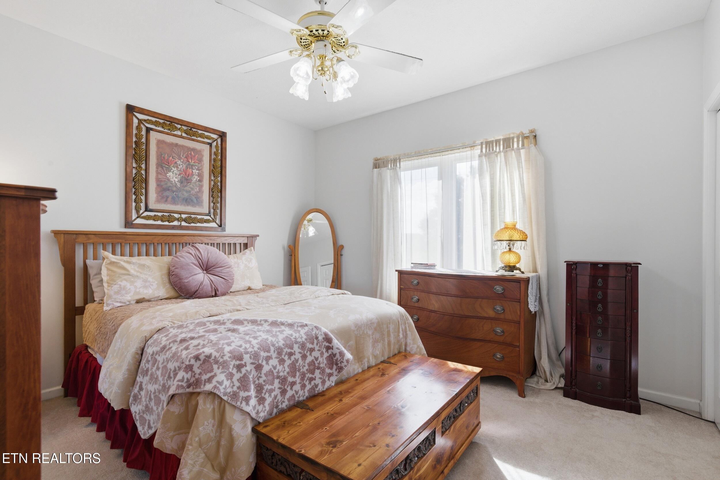 446 Gaut Road Dandridge TN 37725