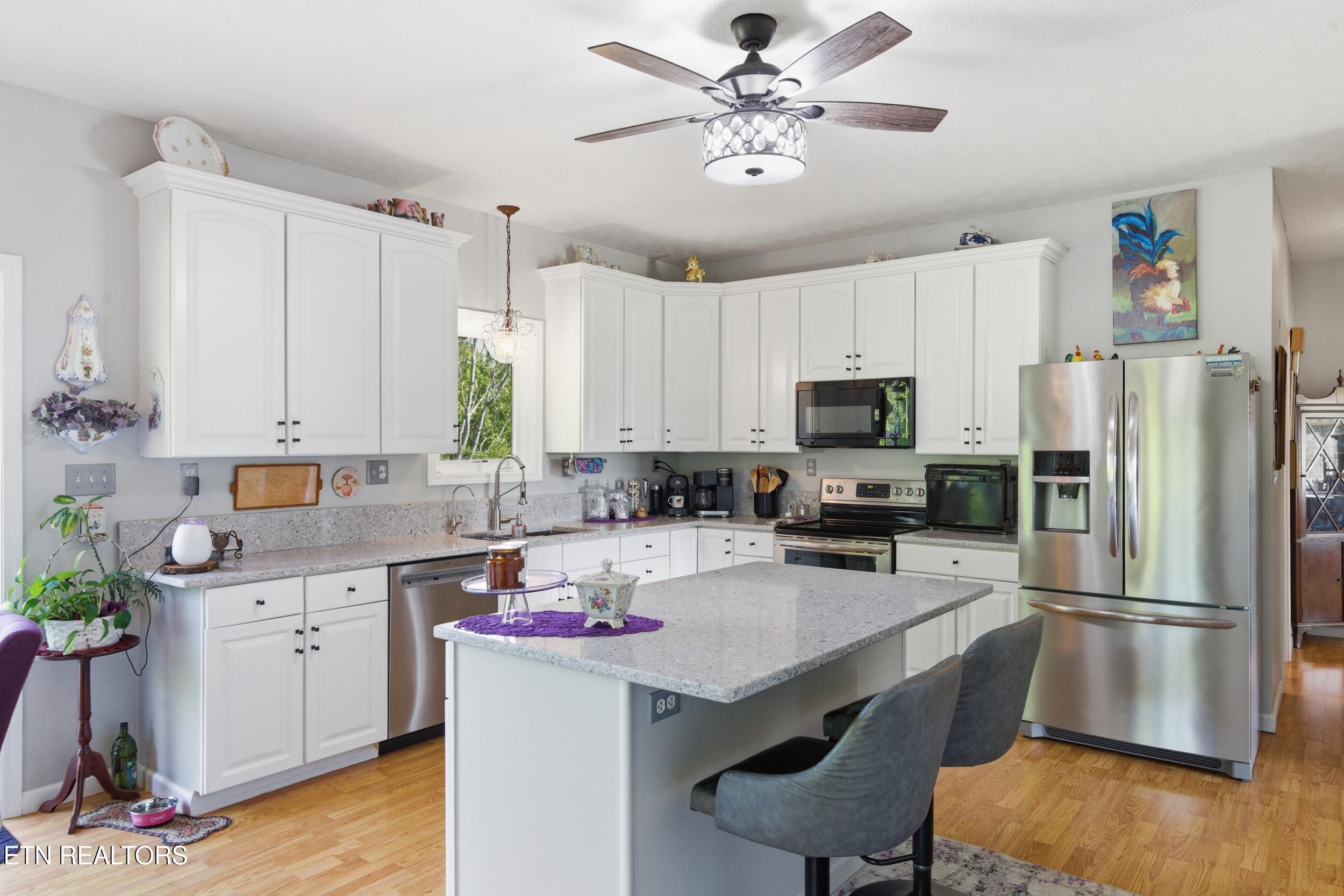 446 Gaut Road Dandridge TN 37725