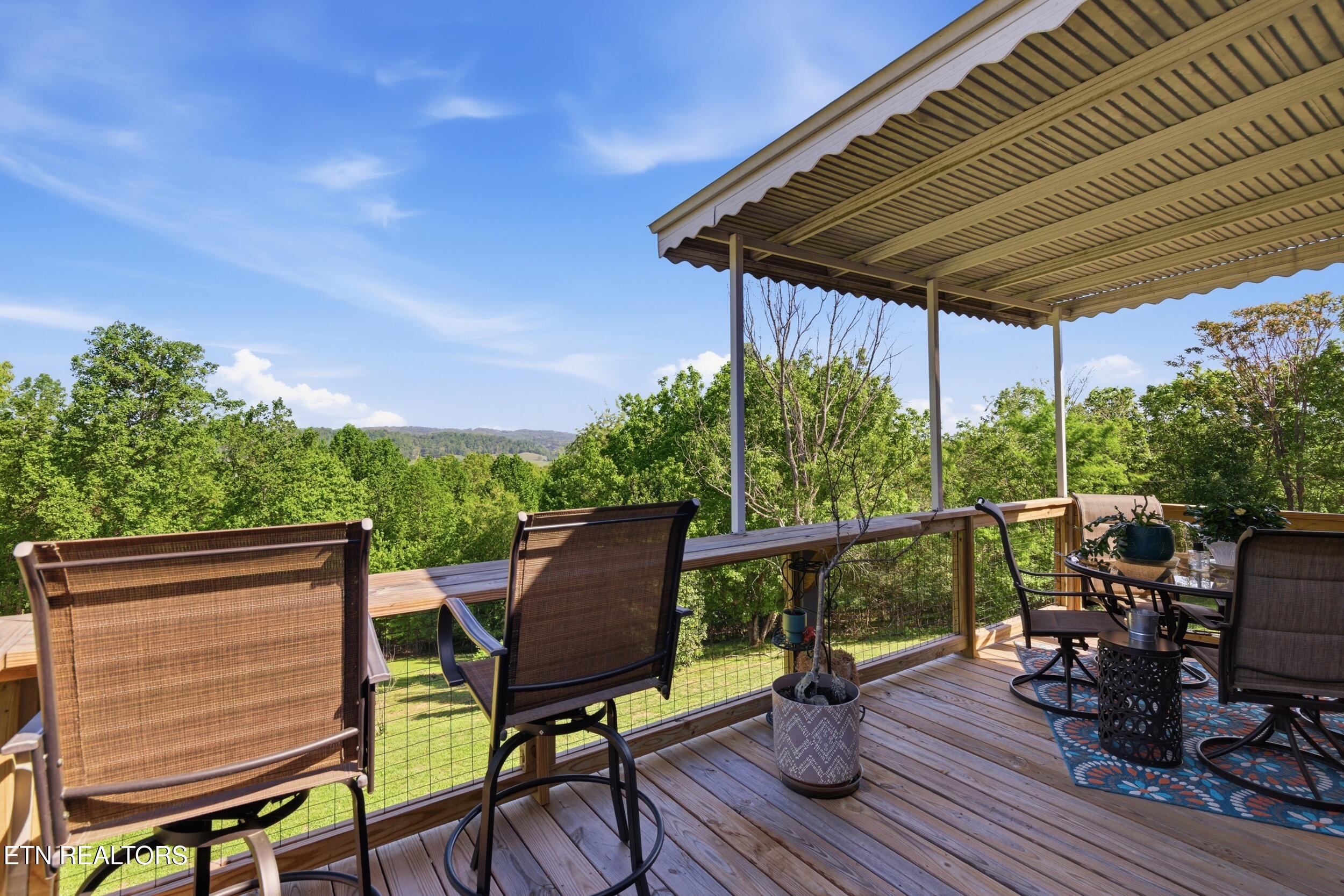 446 Gaut Road Dandridge TN 37725
