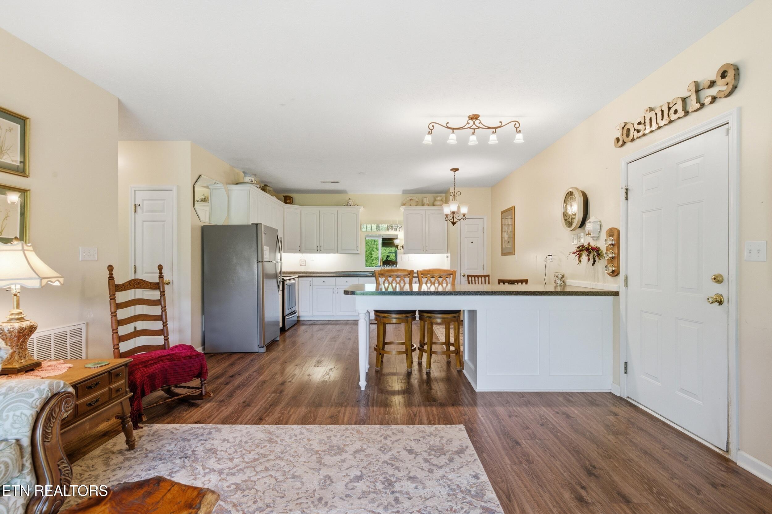 446 Gaut Road Dandridge TN 37725