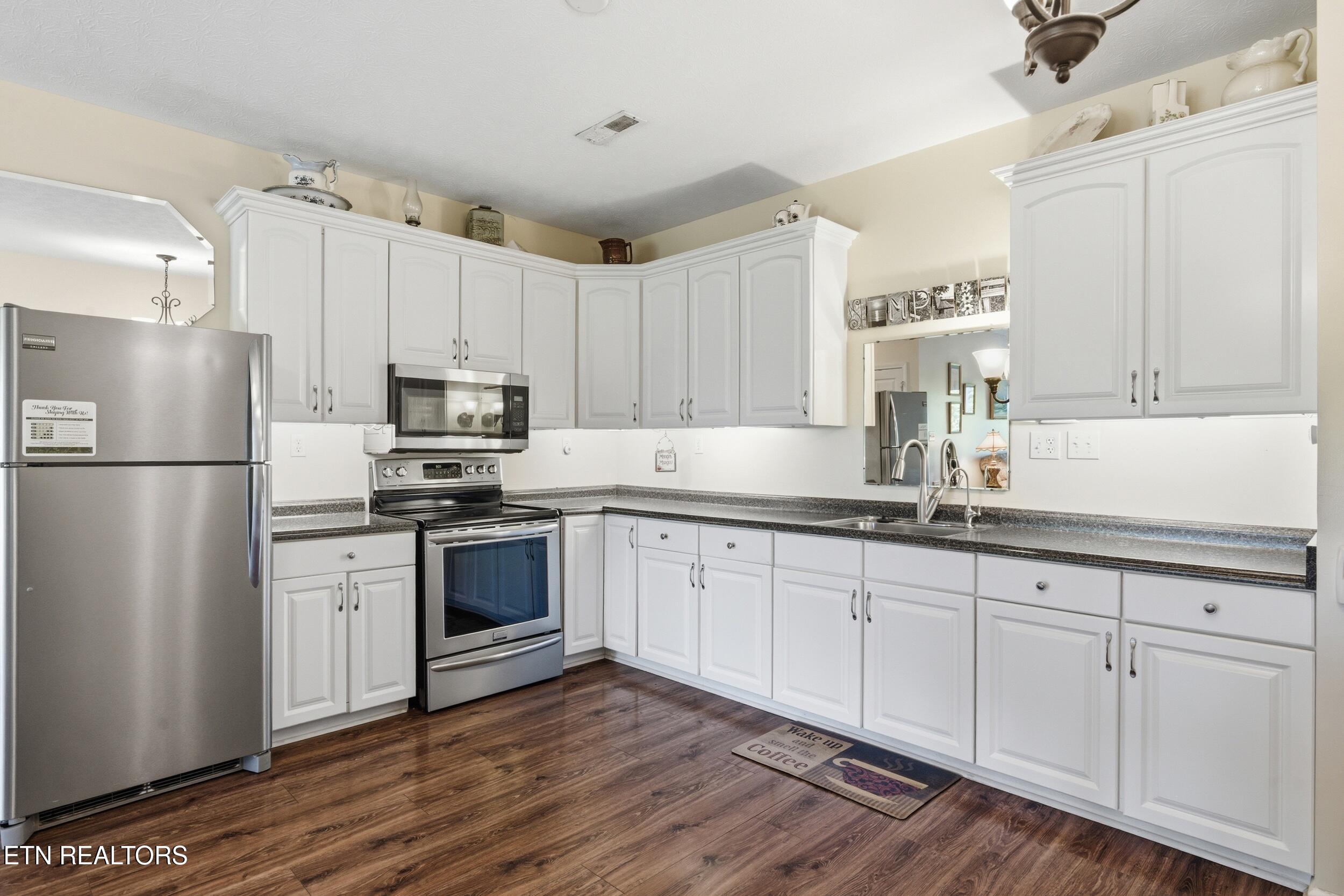 446 Gaut Road Dandridge TN 37725