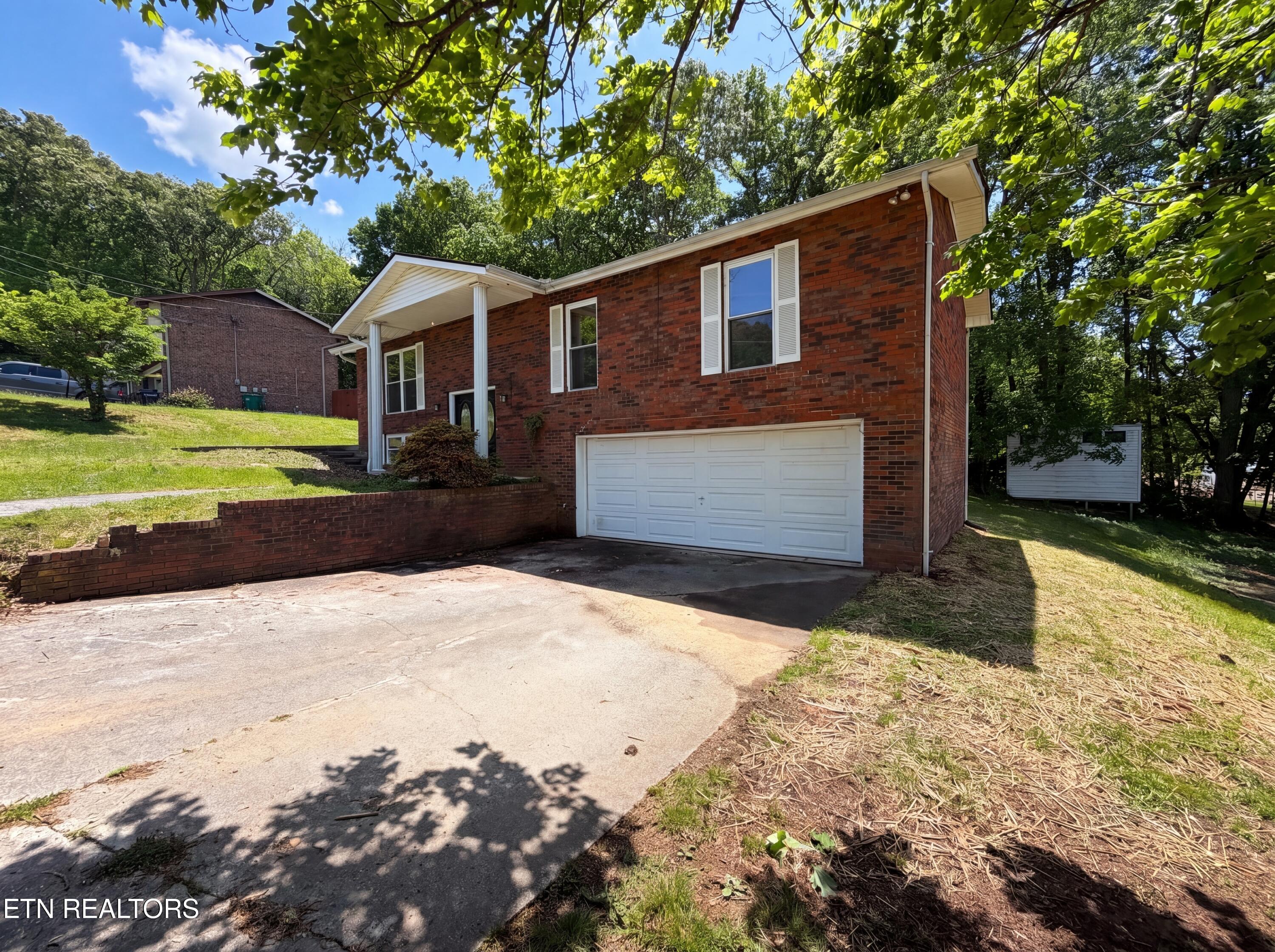 819 Scenic Circle Seymour TN 37865