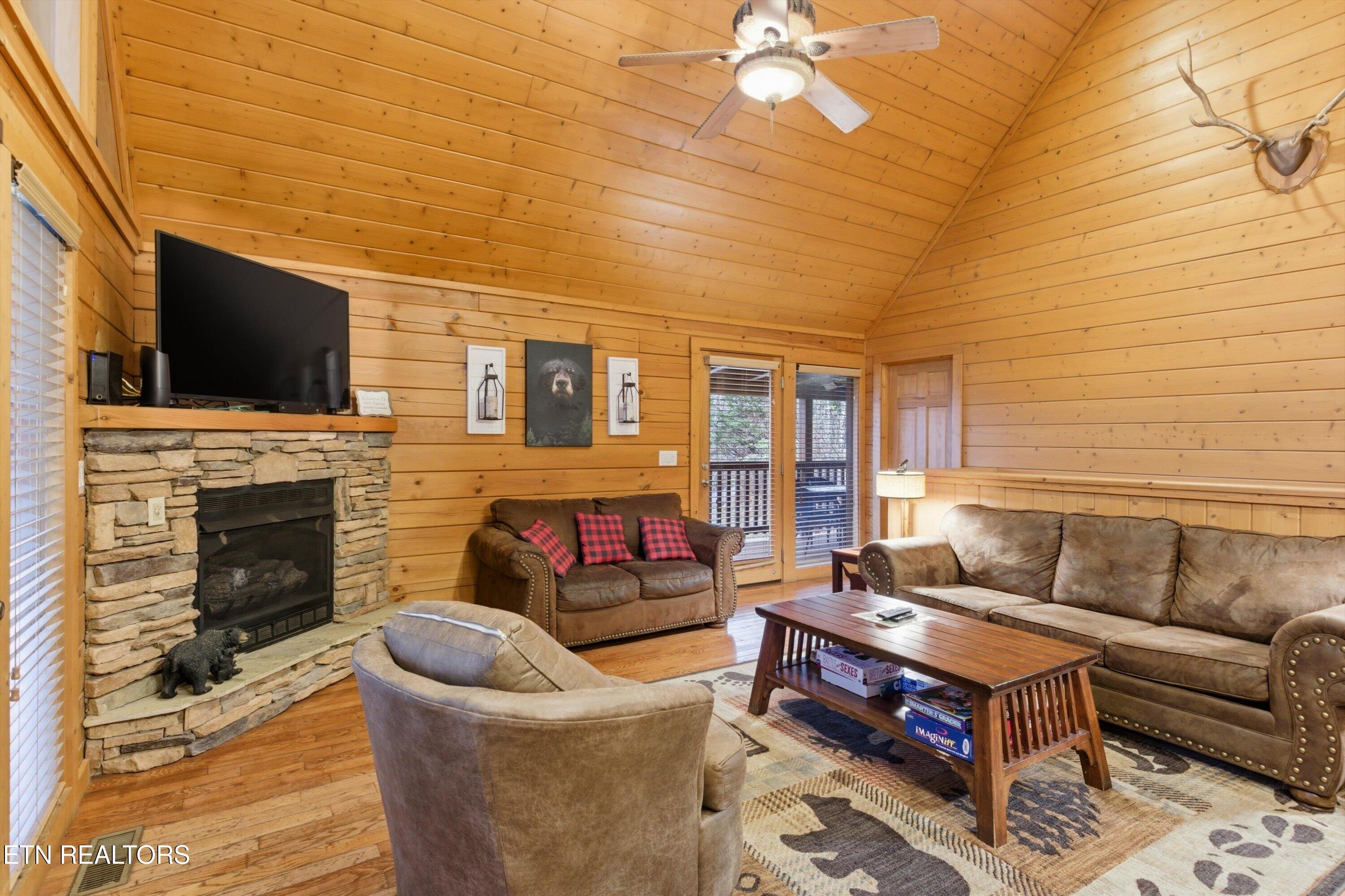 640 Cub Path Way Gatlinburg TN 37738