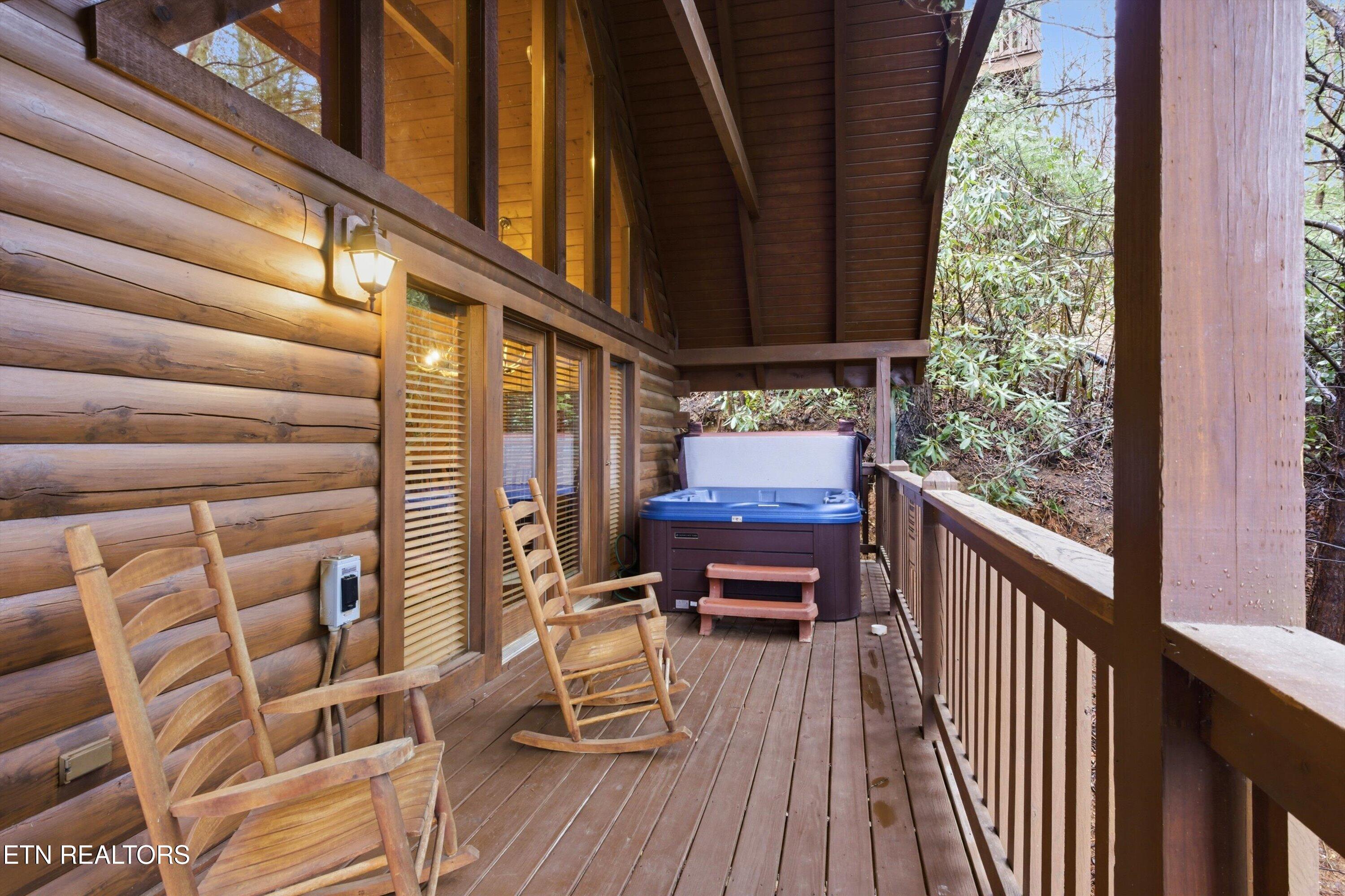 640 Cub Path Way Gatlinburg TN 37738