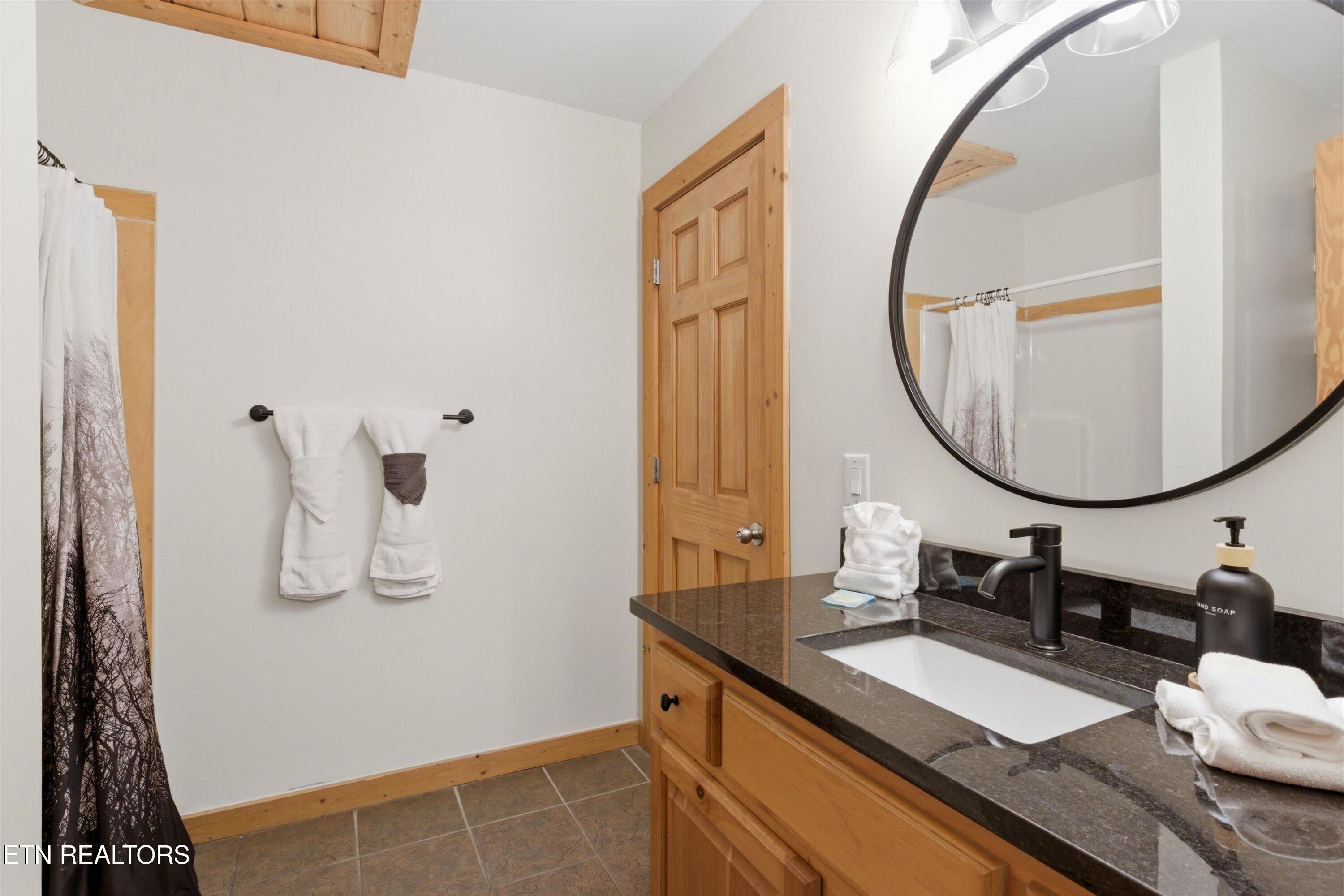 640 Cub Path Way Gatlinburg TN 37738