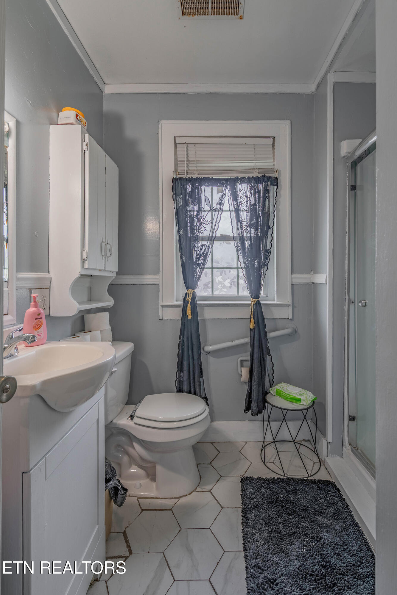 506 E Prospect Street Lafollette TN 37766