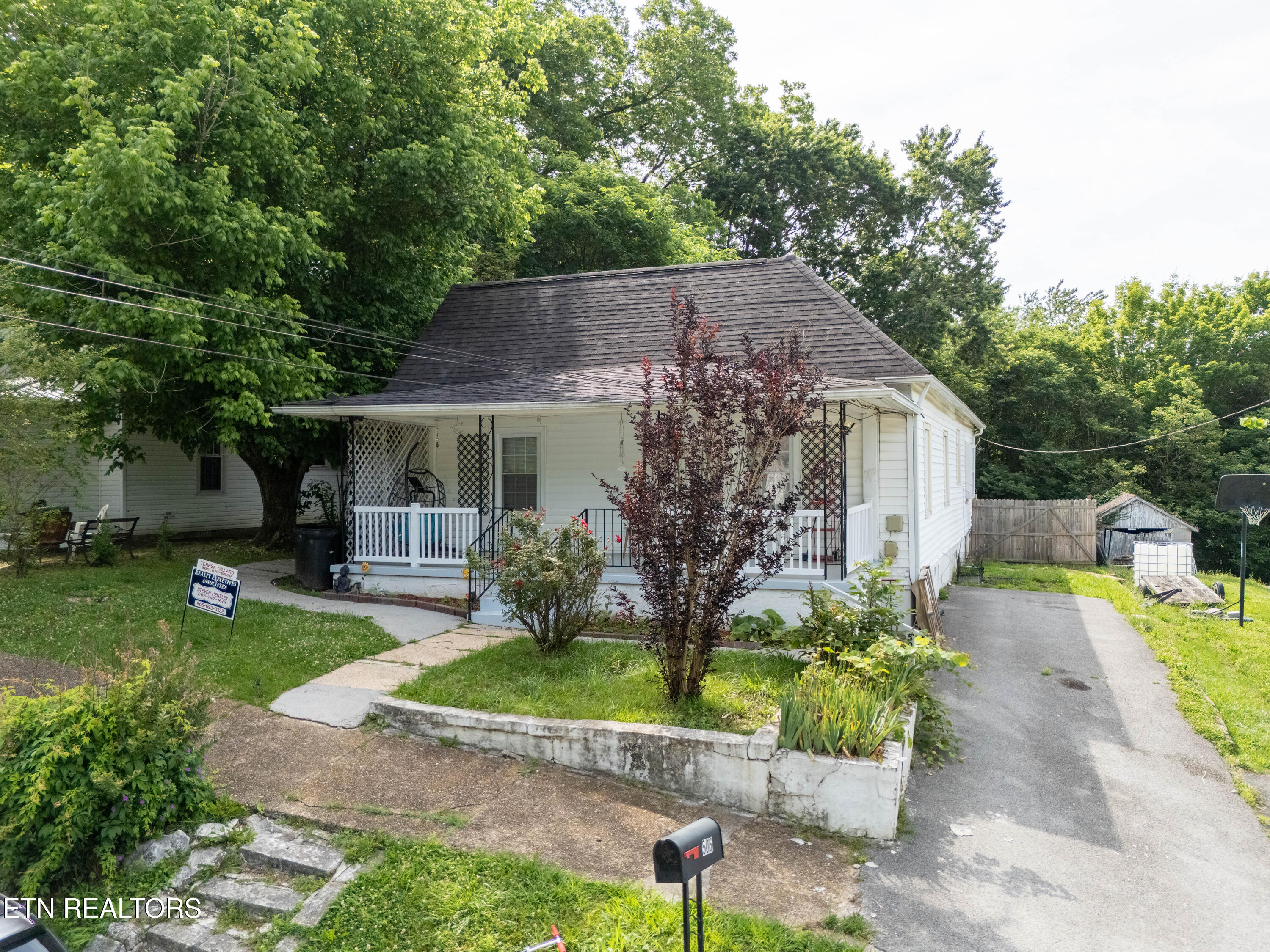 506 E Prospect Street Lafollette TN 37766