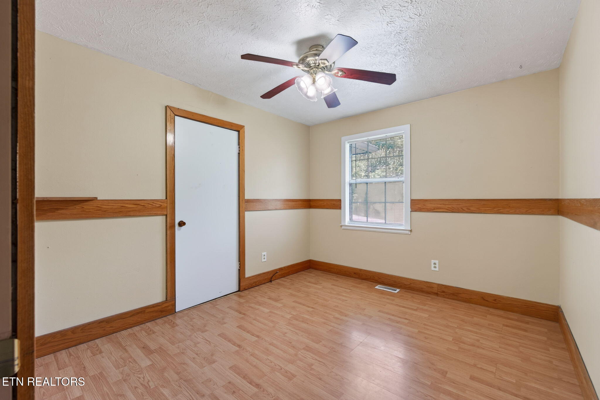 347 Rhododendron Circle Crossville TN 38555