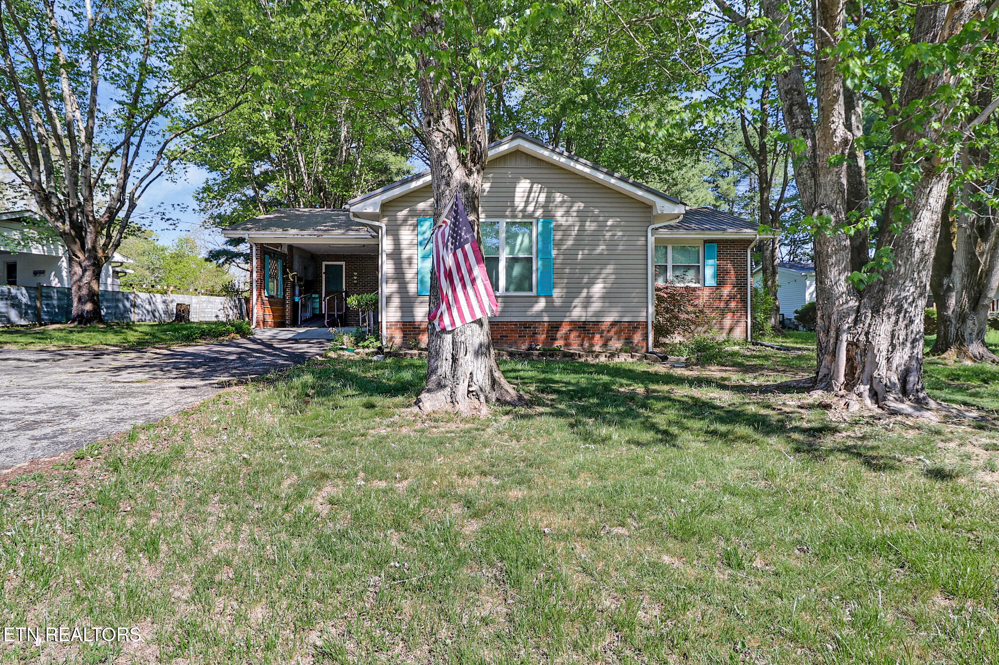 131 Oak Hill Drive Jamestown TN 38556