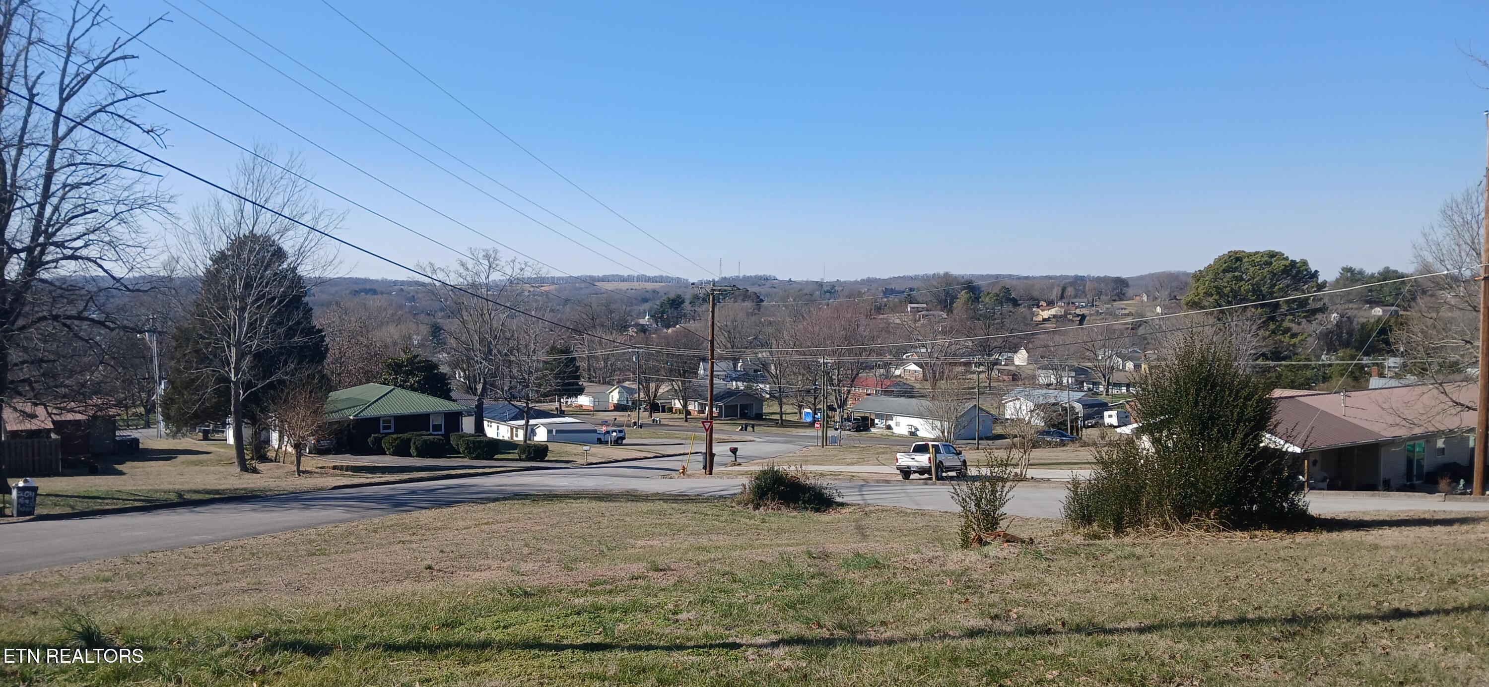 104 Buena Vista Avenue Sweetwater TN 37874