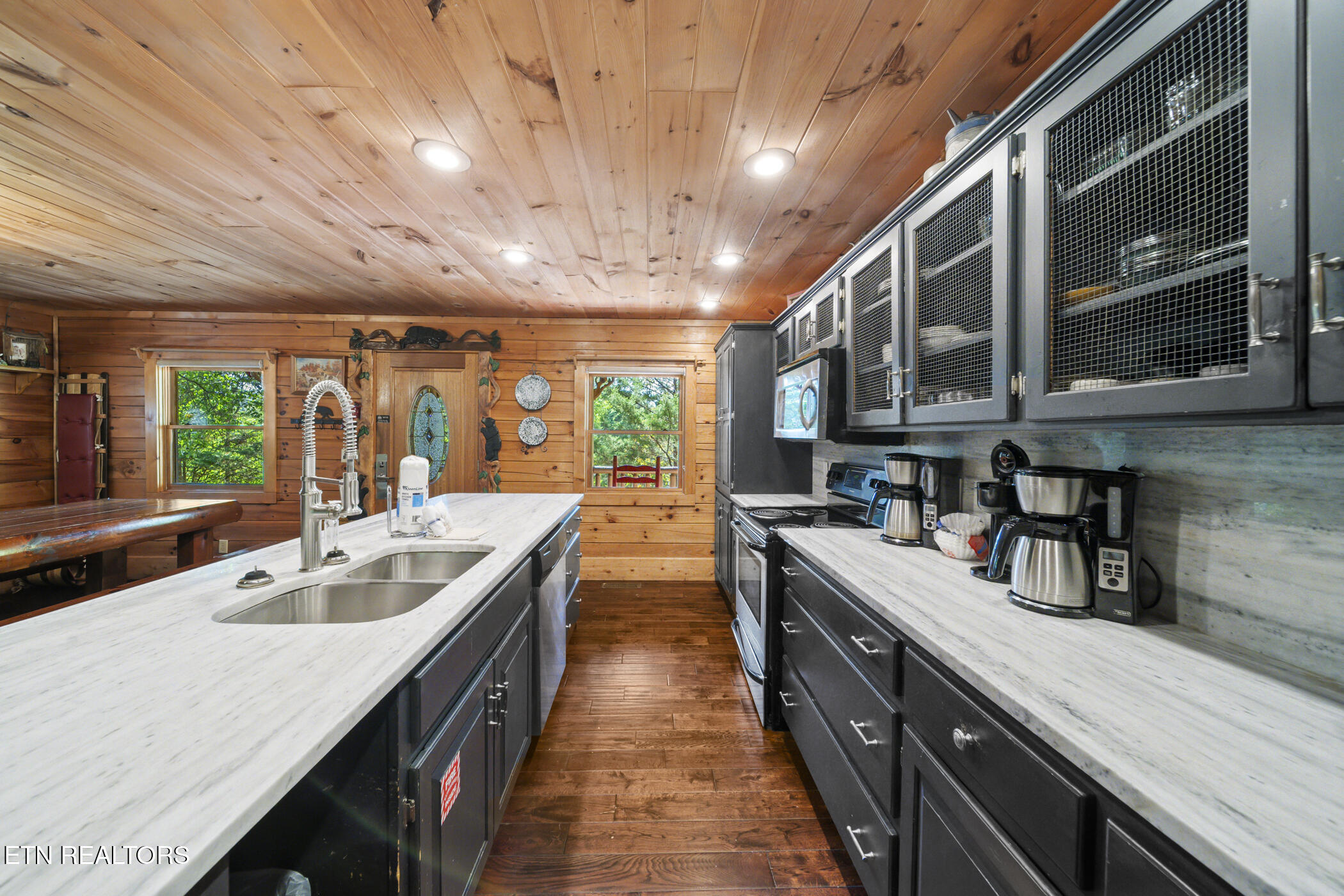 836 Bear Run Way Sevierville TN 37862
