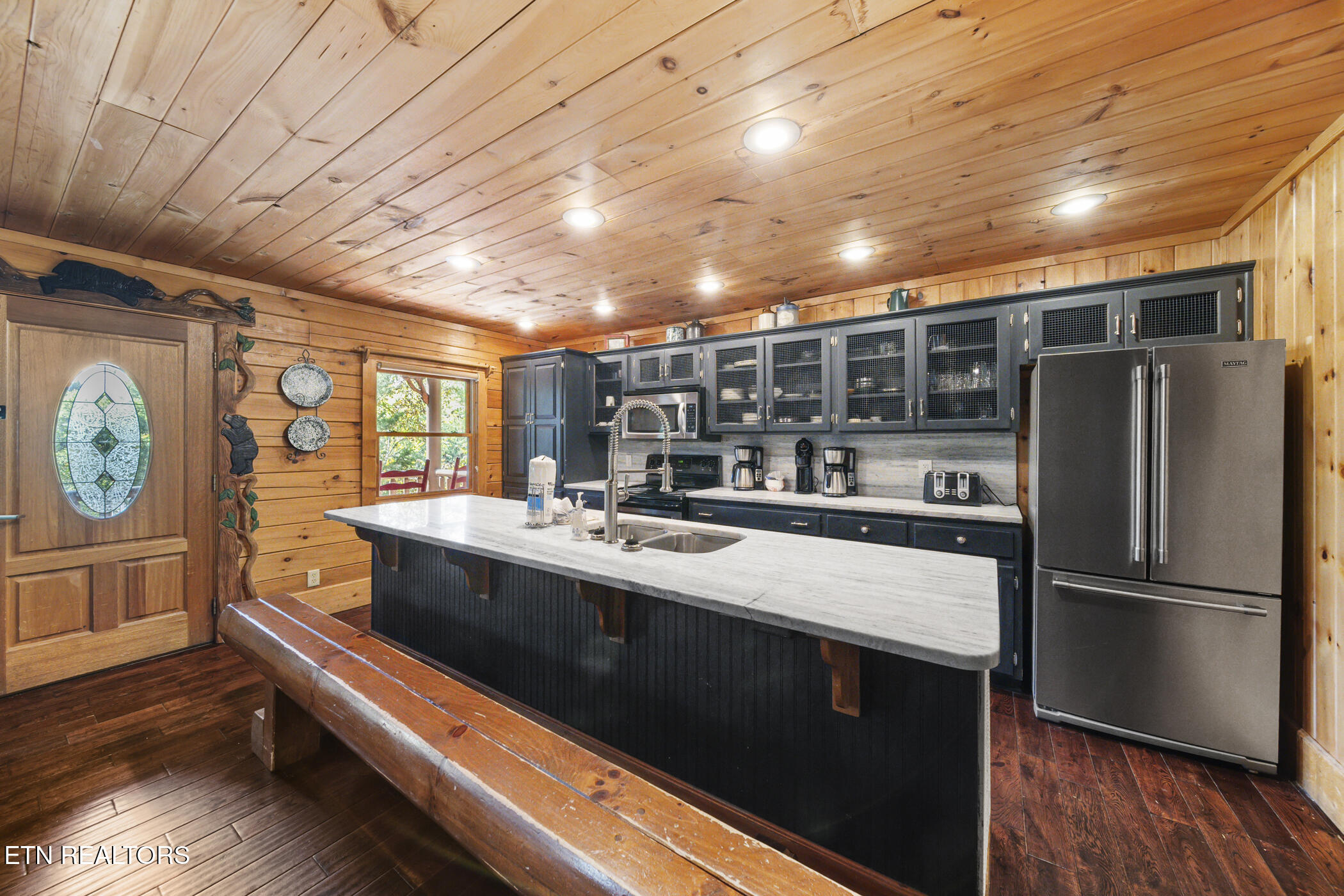 836 Bear Run Way Sevierville TN 37862